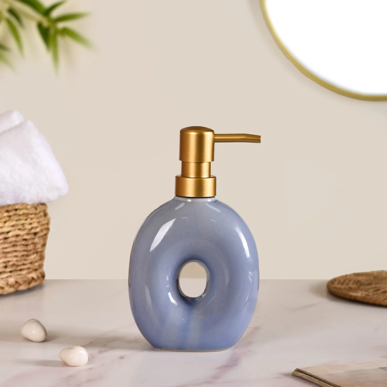 Modern Ceramic Bath Set of 2 Blue - Image 6