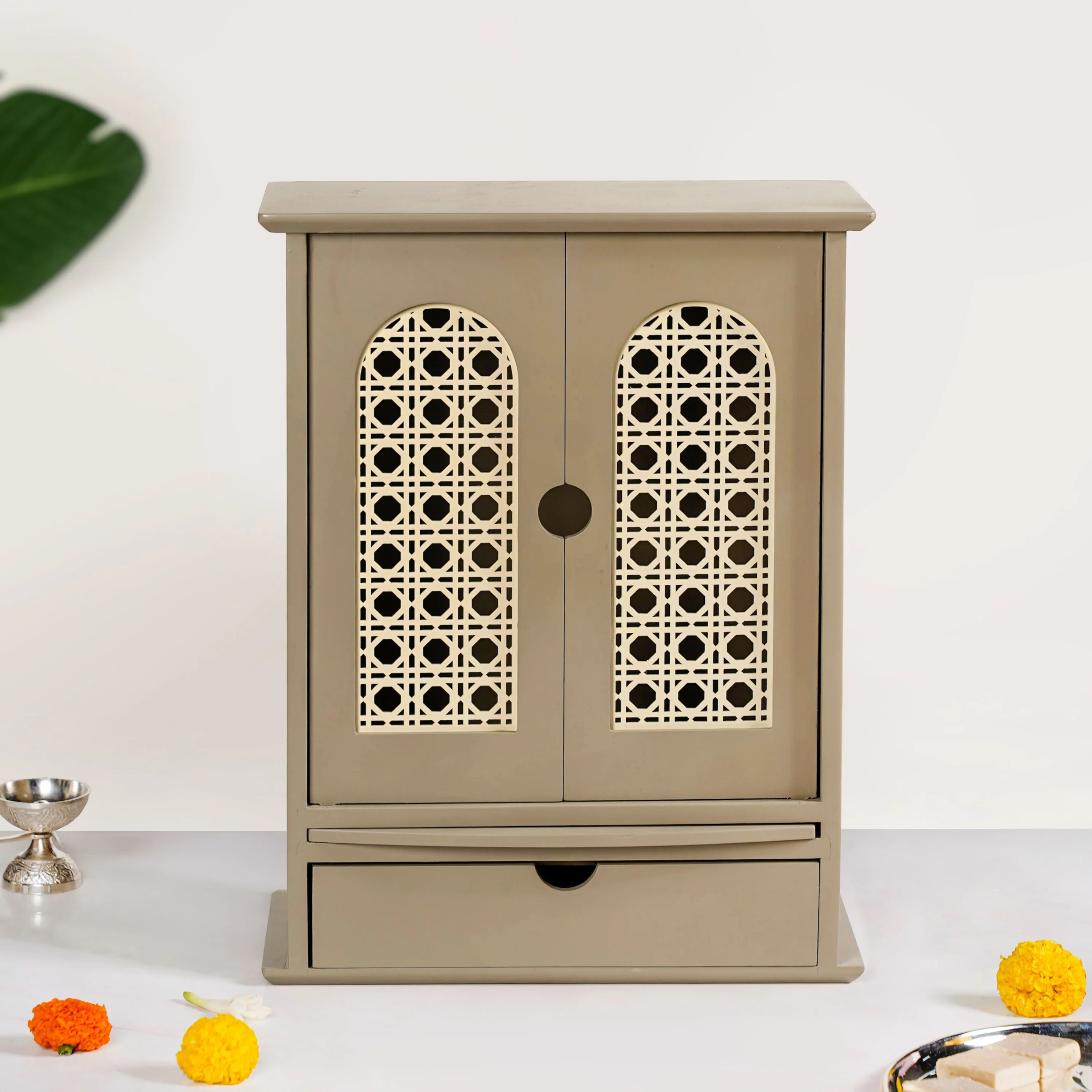 Modern Puja Mandir With Doors Medium 33x17x43cm - Image 3