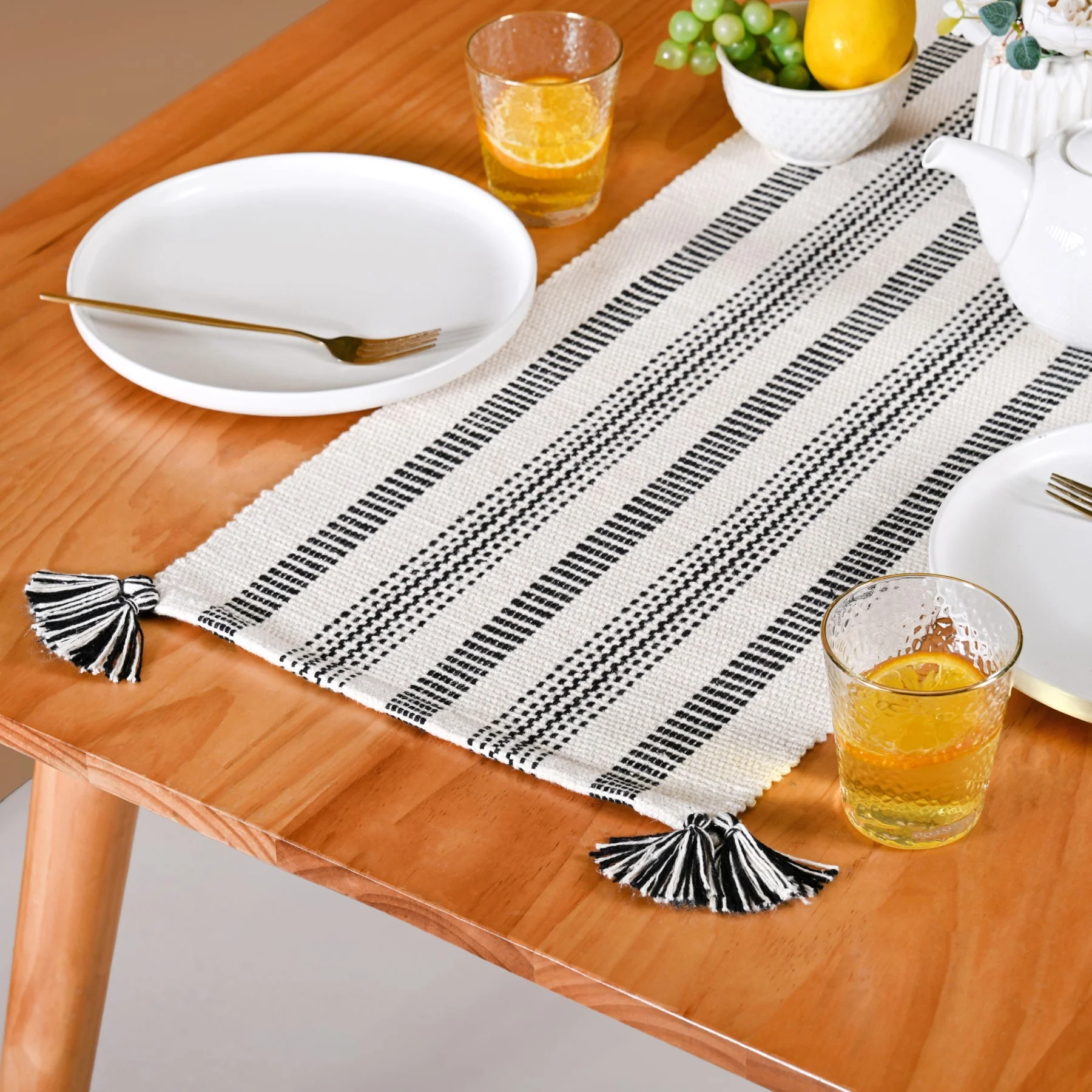 Monochrome Cotton Runner 180x33cm - Image 2