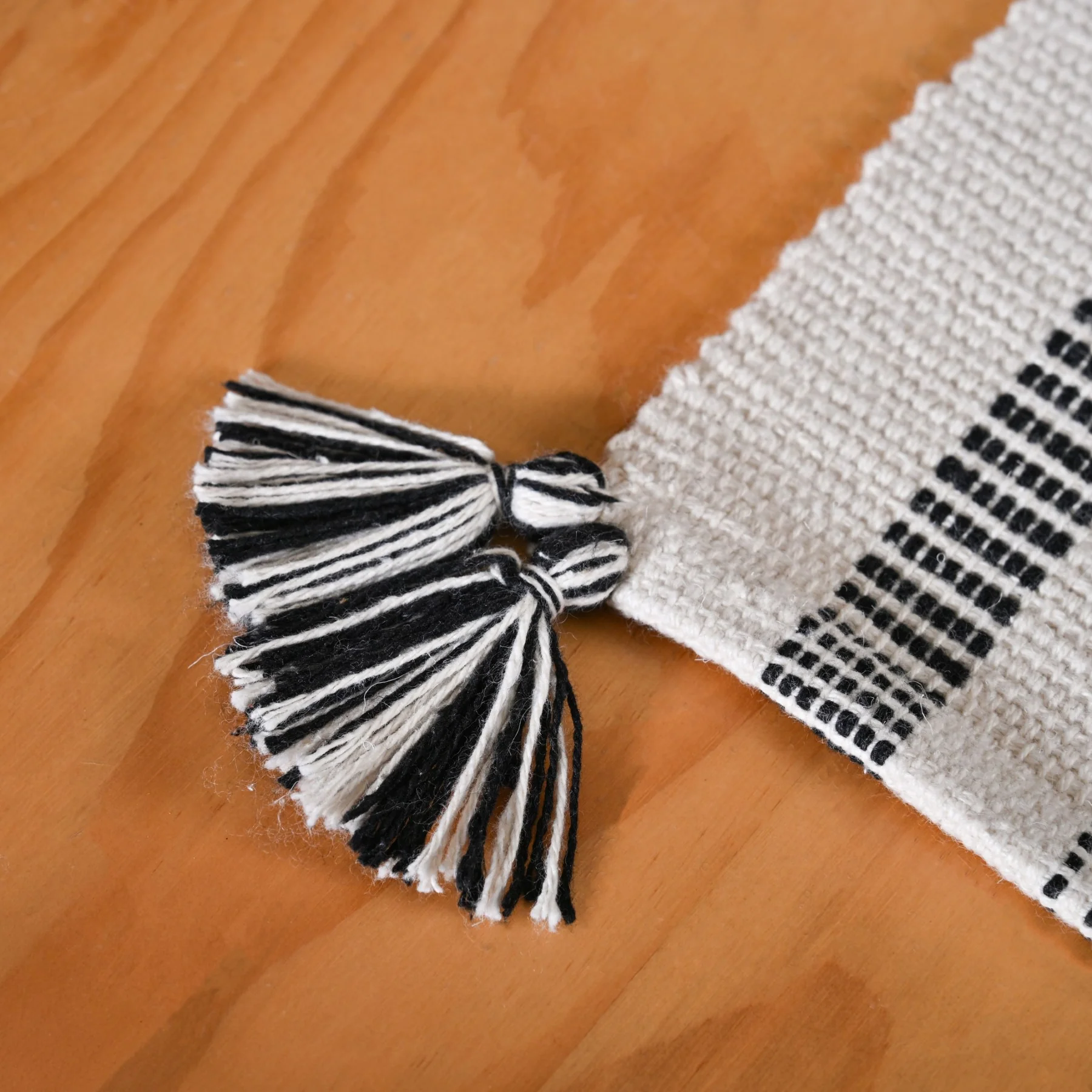Monochrome Cotton Runner 180x33cm - Image 3