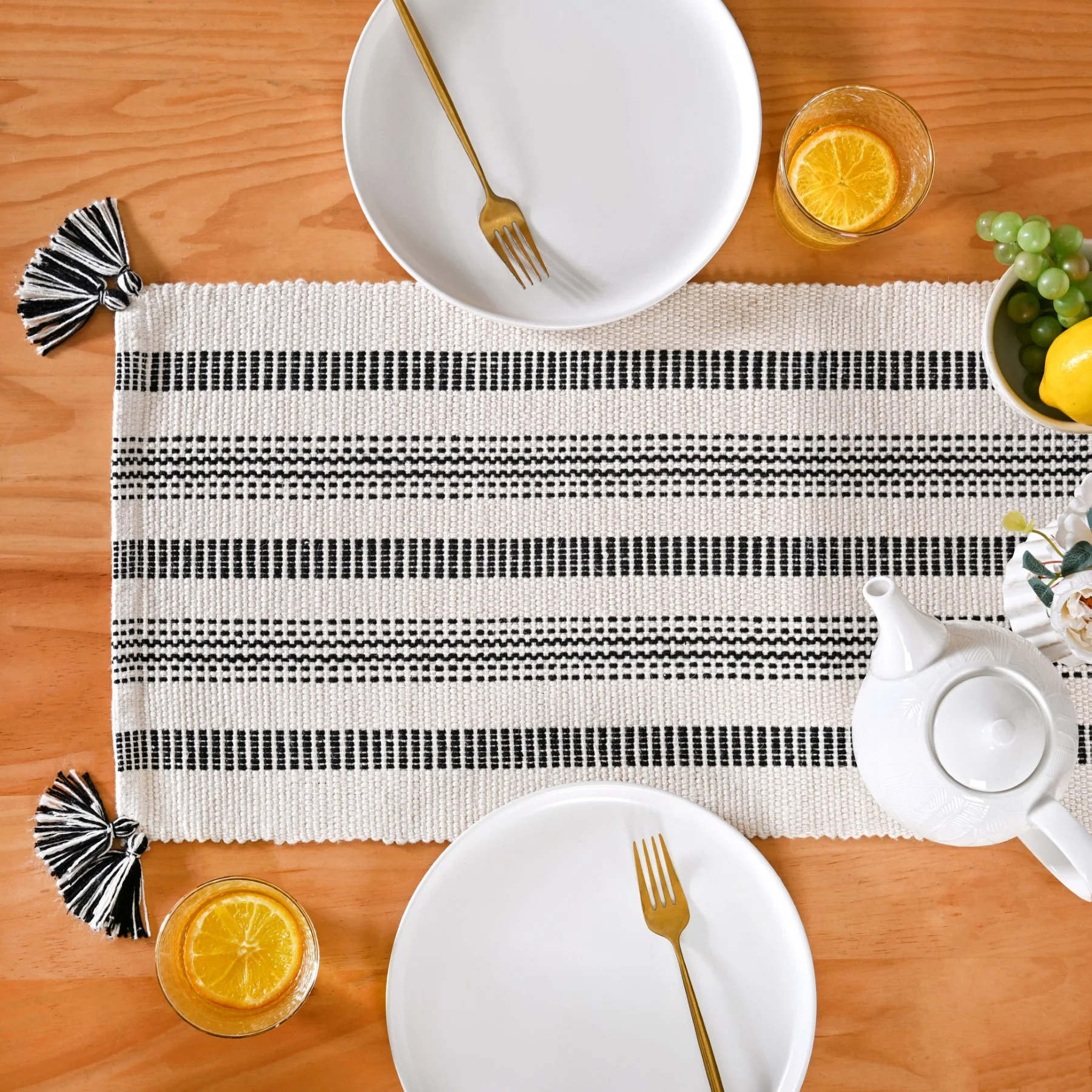 Monochrome Cotton Runner 180x33cm - Image 8