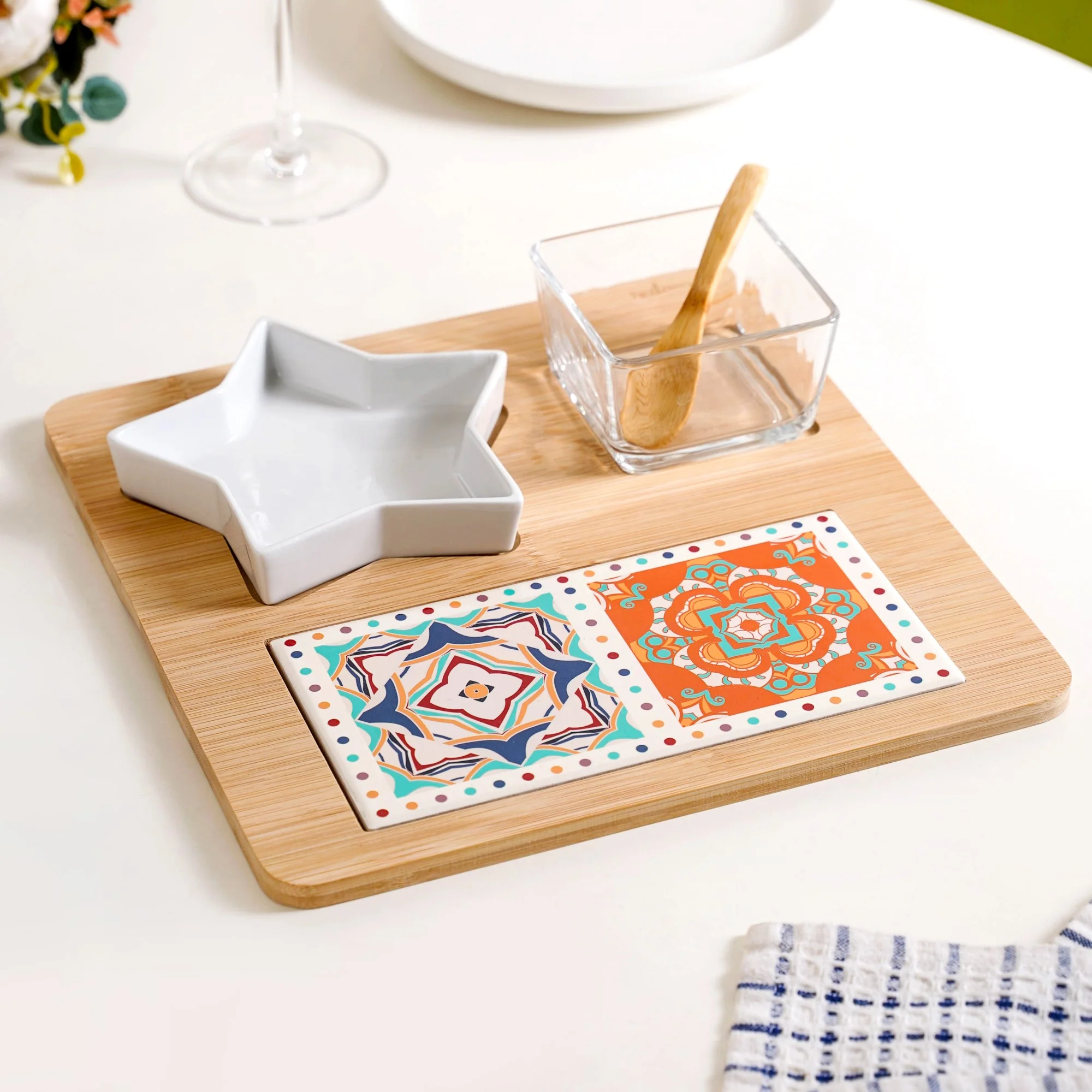 Moroccan Star Serving Platter Set With Wooden Spoon - Image 8