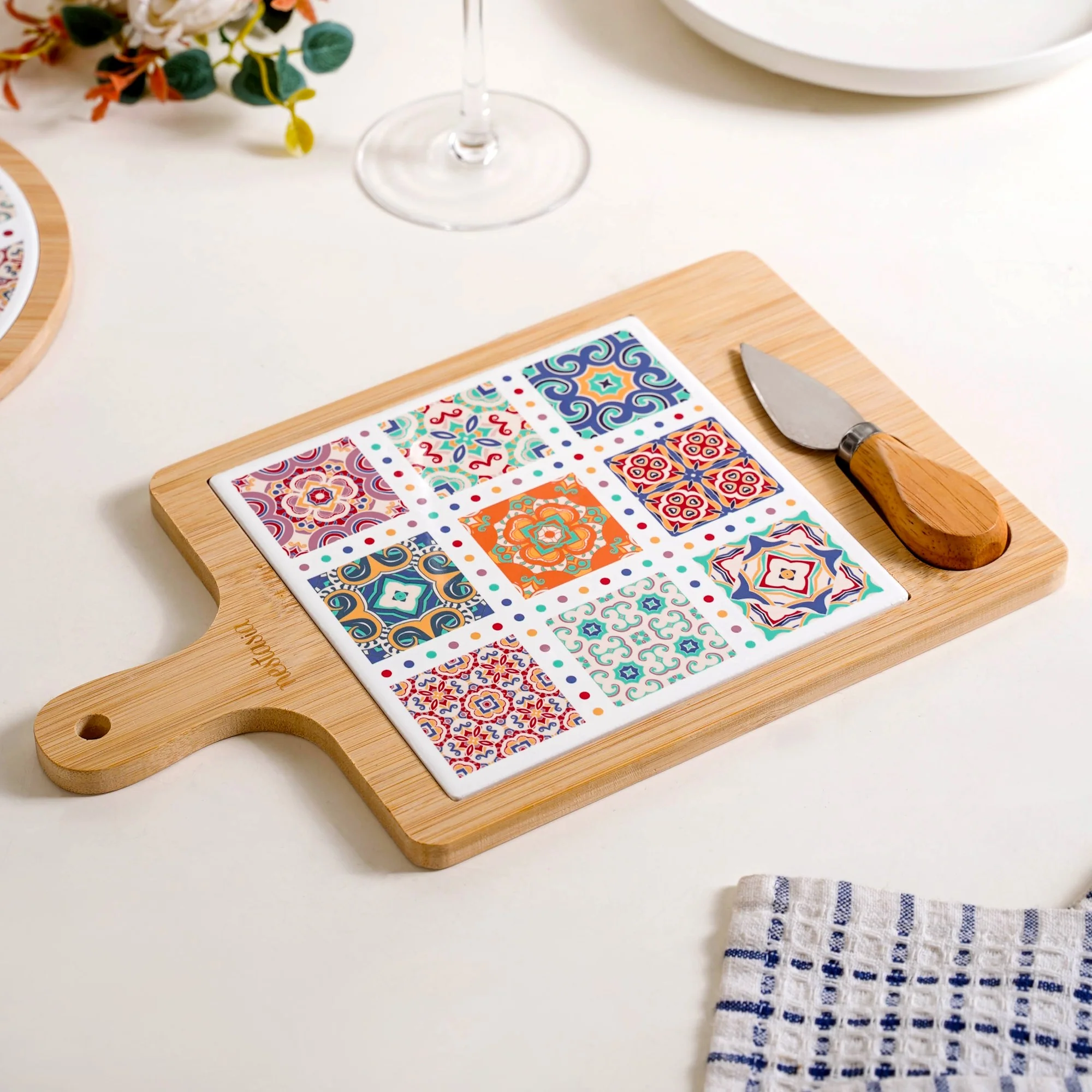 Moroccan Style Rectangle Cheeseboard With Knife 29x17cm - Image 7