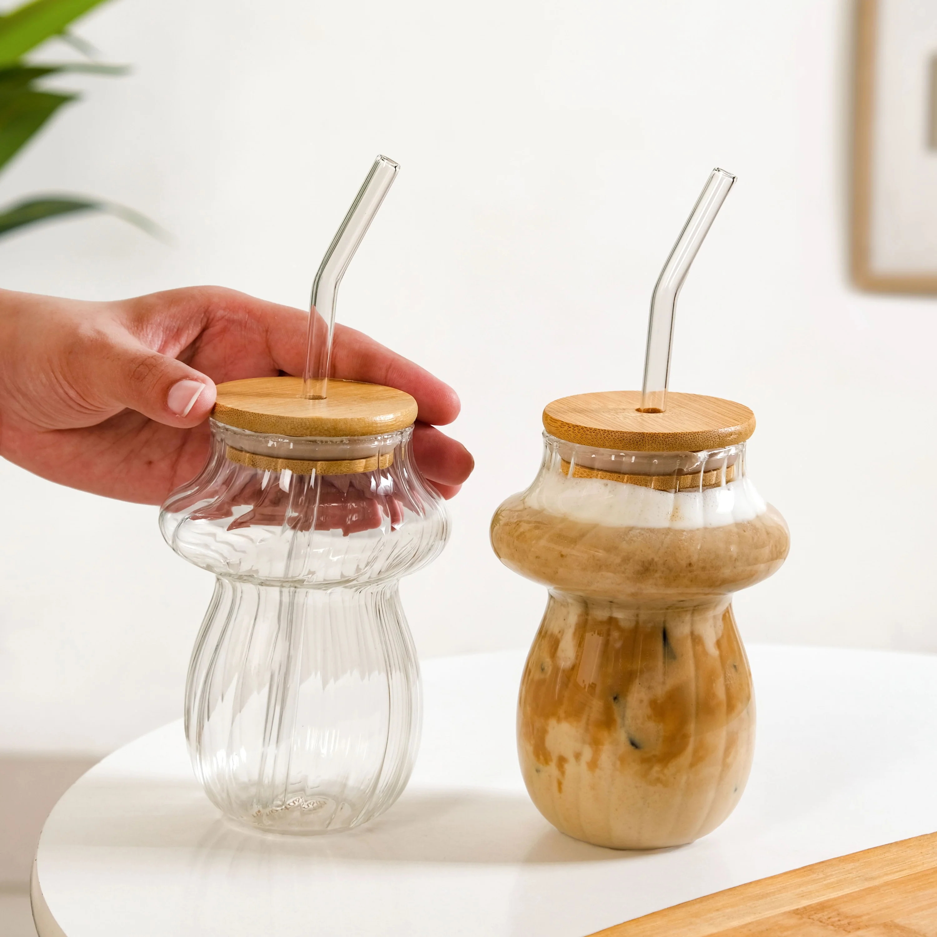 Mushroom Borosilicate Glass Tumbler Set Of 2 With Straw 500ml - Image 3