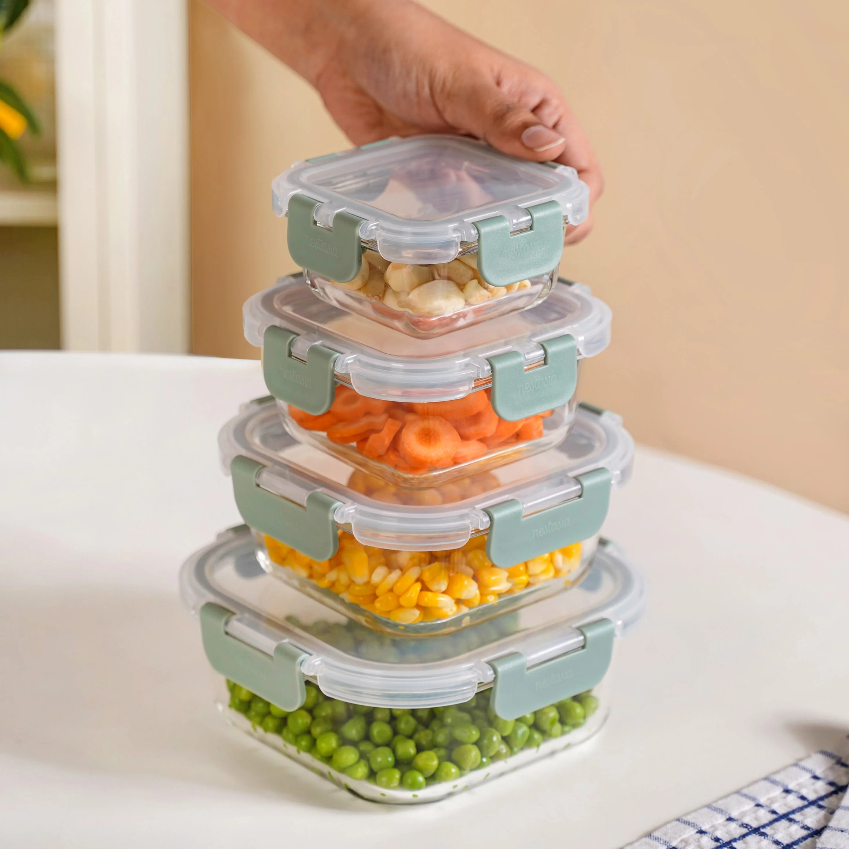 Nestro Airtight Clip Lock Containers Set Of 4 Square Sage Green 160ml 300ml 500ml 800ml - Image 3