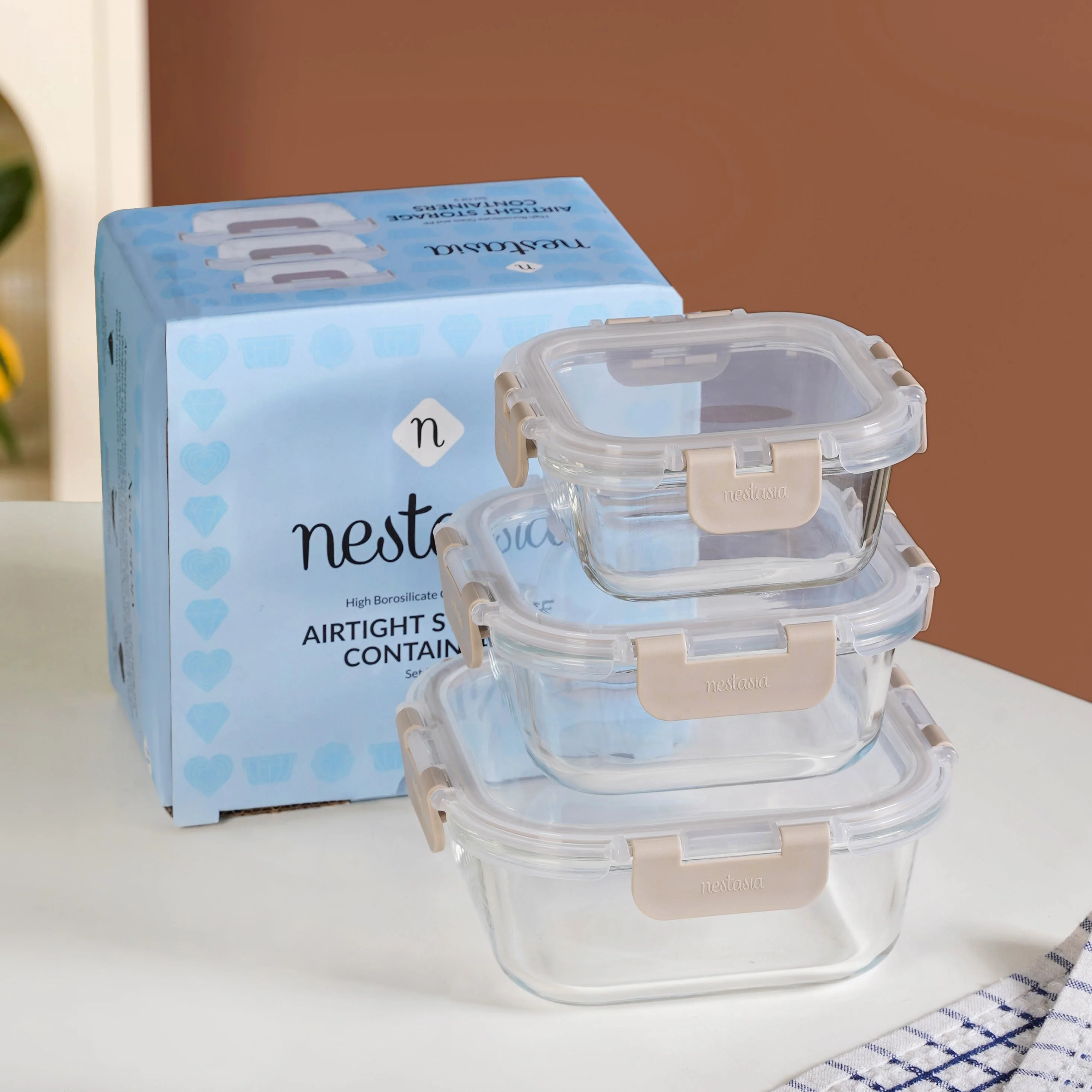 Nestro Lock Airtight Containers Set Of 3 Square Beige 300ml 500ml 800ml - Image 2