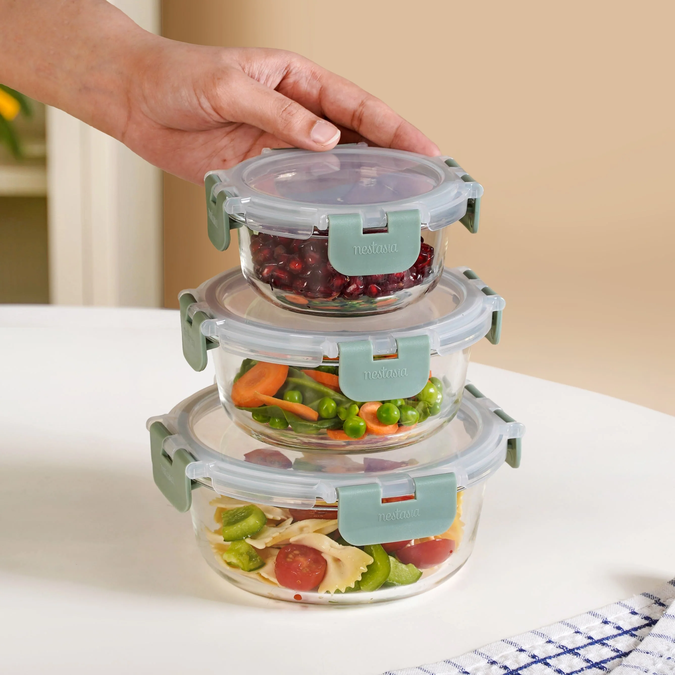 Nestro Pro Airtight Food Containers Set Of 3 Round Sage Green 215ml 400ml 600ml - Image 3