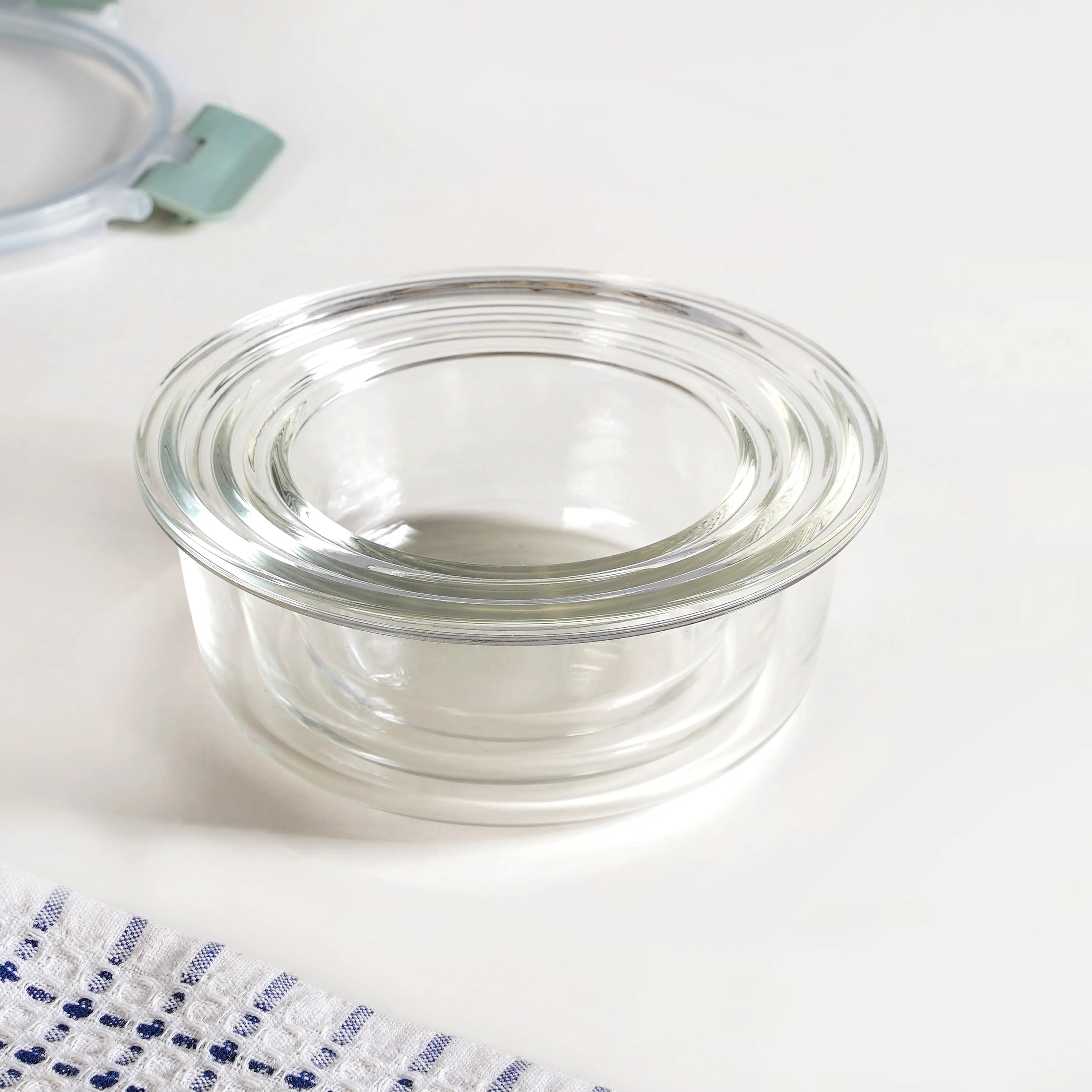 Nestro Pro Airtight Food Containers Set Of 3 Round Sage Green 215ml 400ml 600ml - Image 8