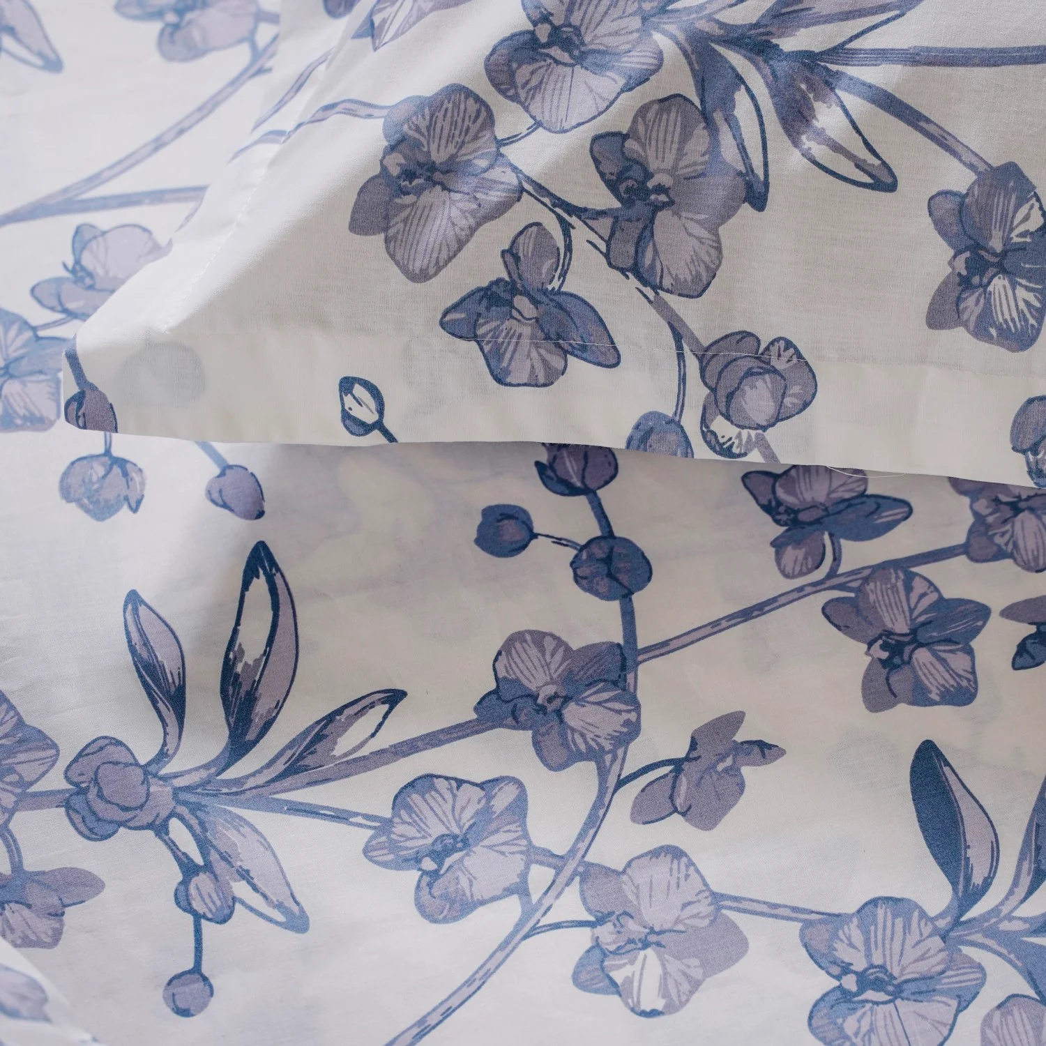 Orchid Whisper Queen Size Bedding Set 254x229cm - Image 3