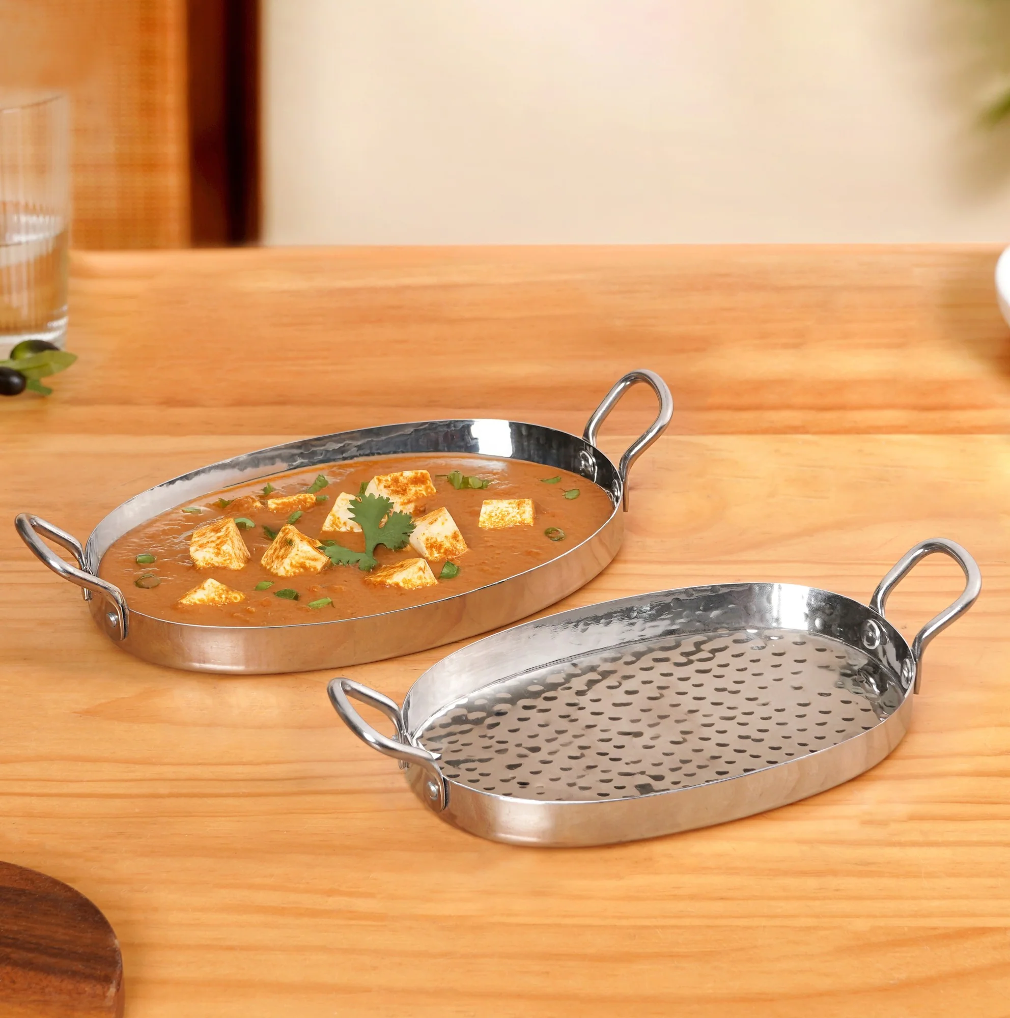 Oval Hammered Stainless Steel Serveware Set Of 2 - Image 2