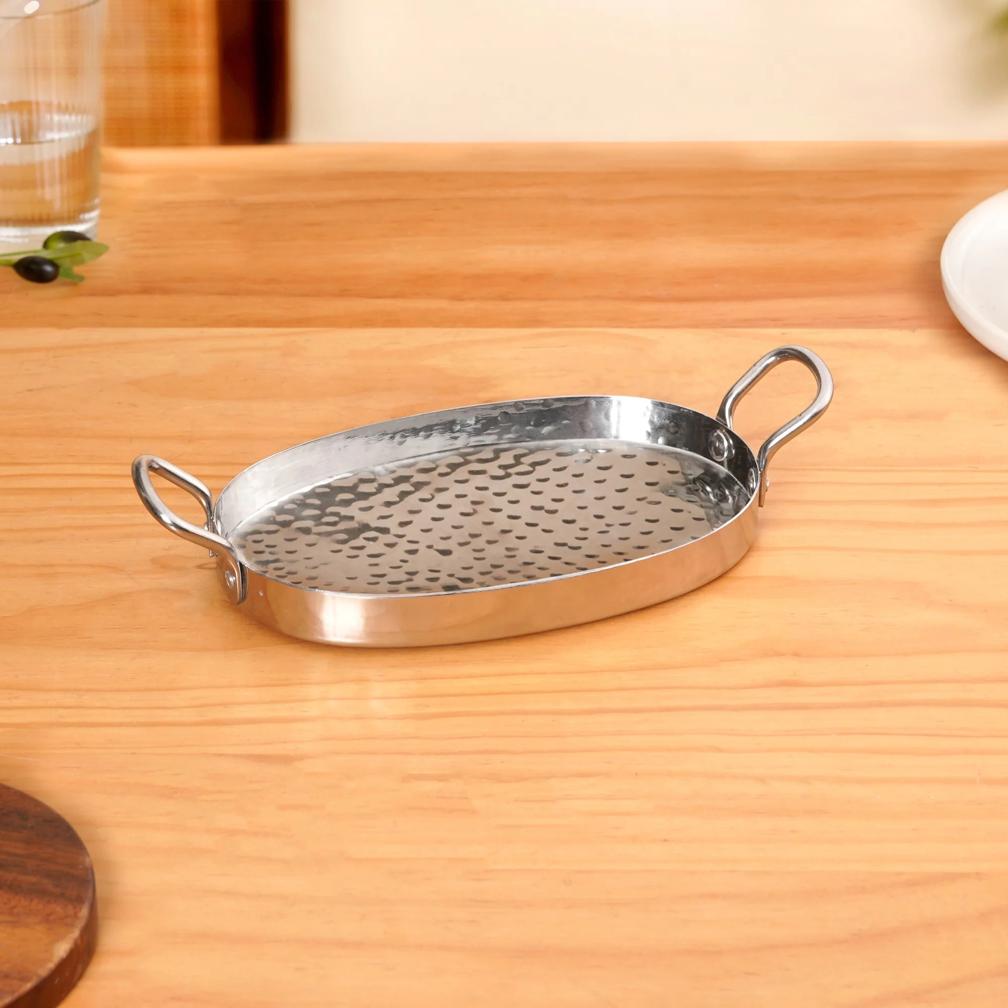 Oval Hammered Stainless Steel Serveware Set Of 2 - Image 7