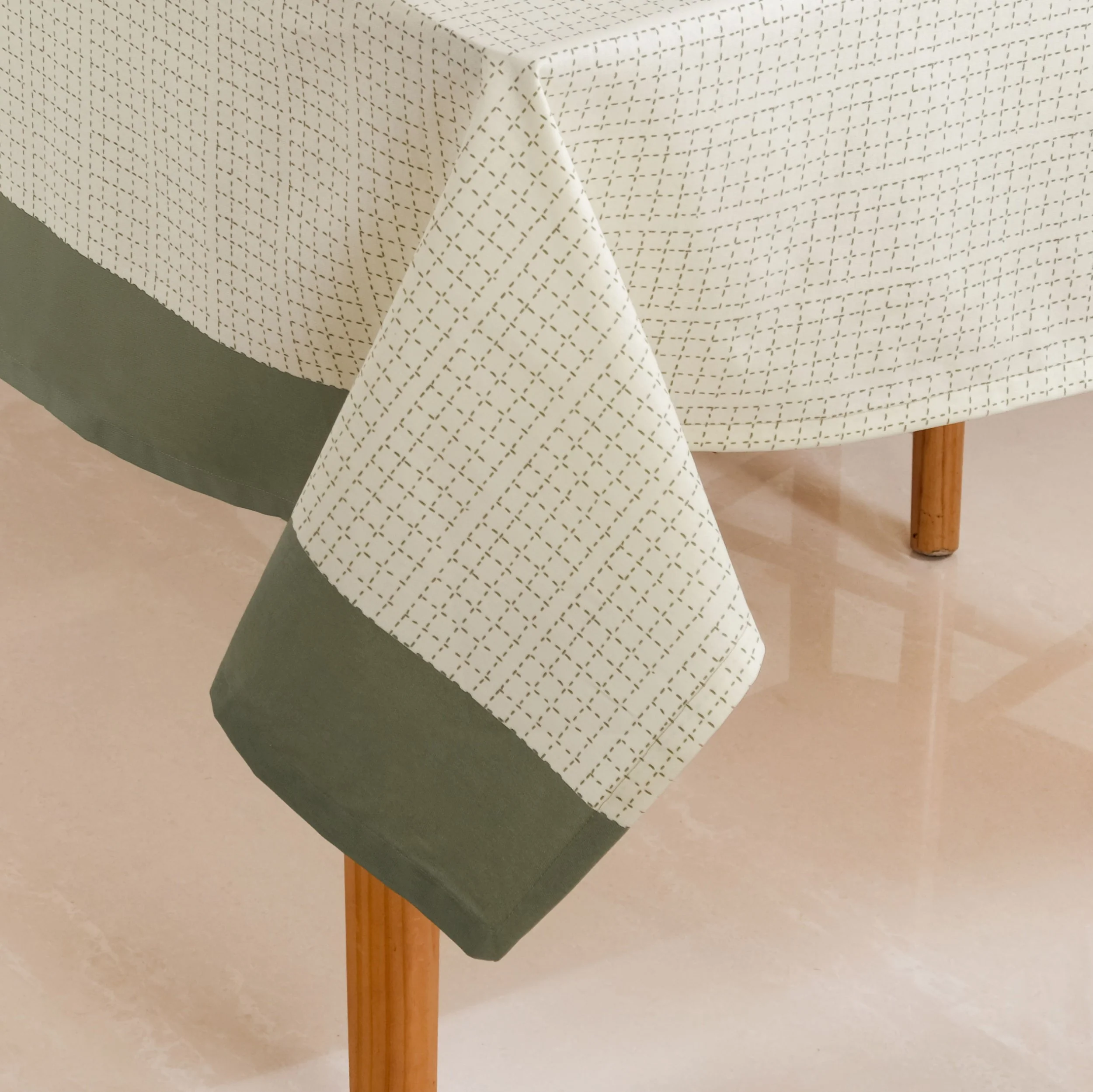 Palm Grove 6 Seater Cotton Table Cover 203x152cm - Image 2