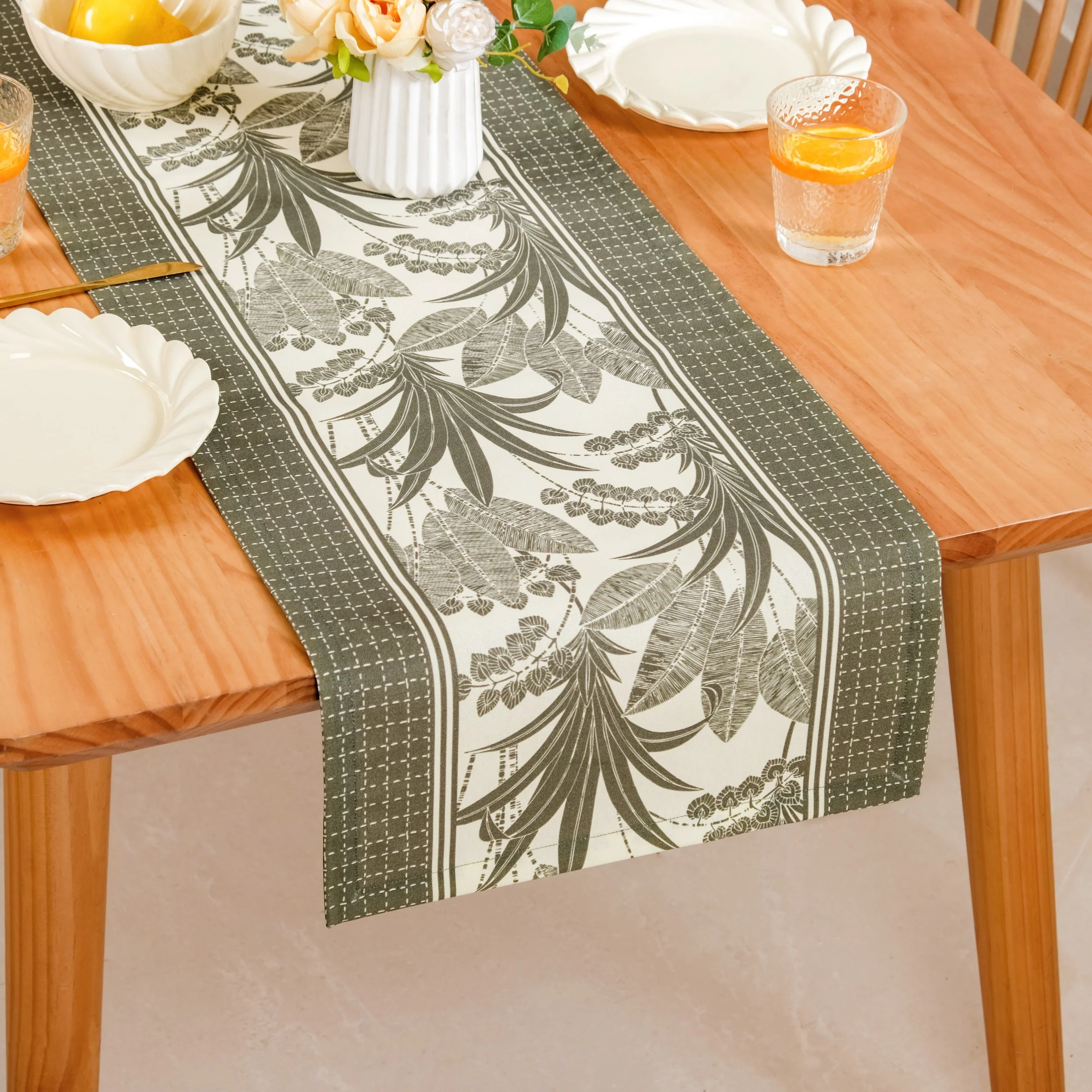 Palm Grove 6 Seater Runner 185x35cm - Image 6