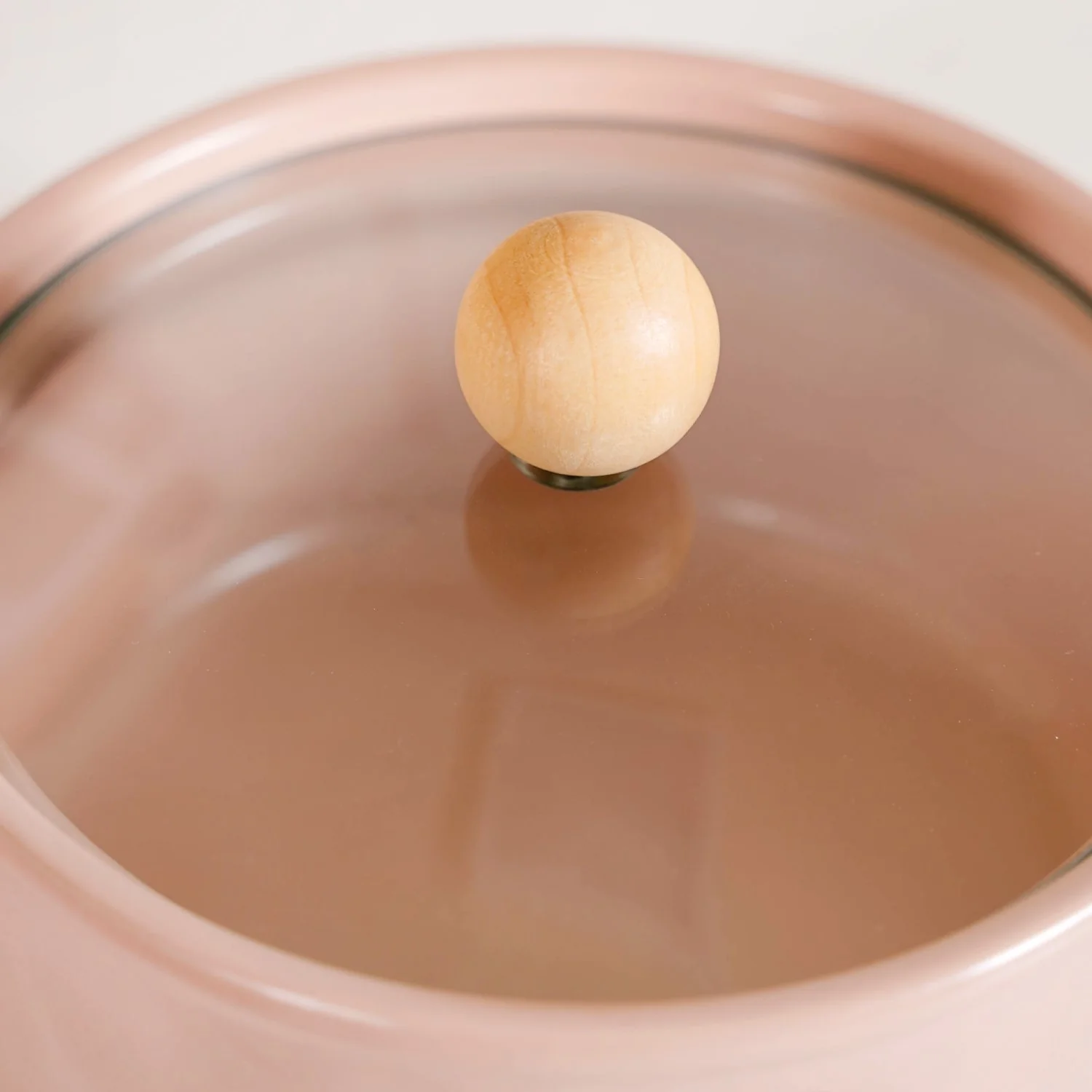 Peach Pebble Ceramic Serving Bowl With Lid 950ml - Image 8