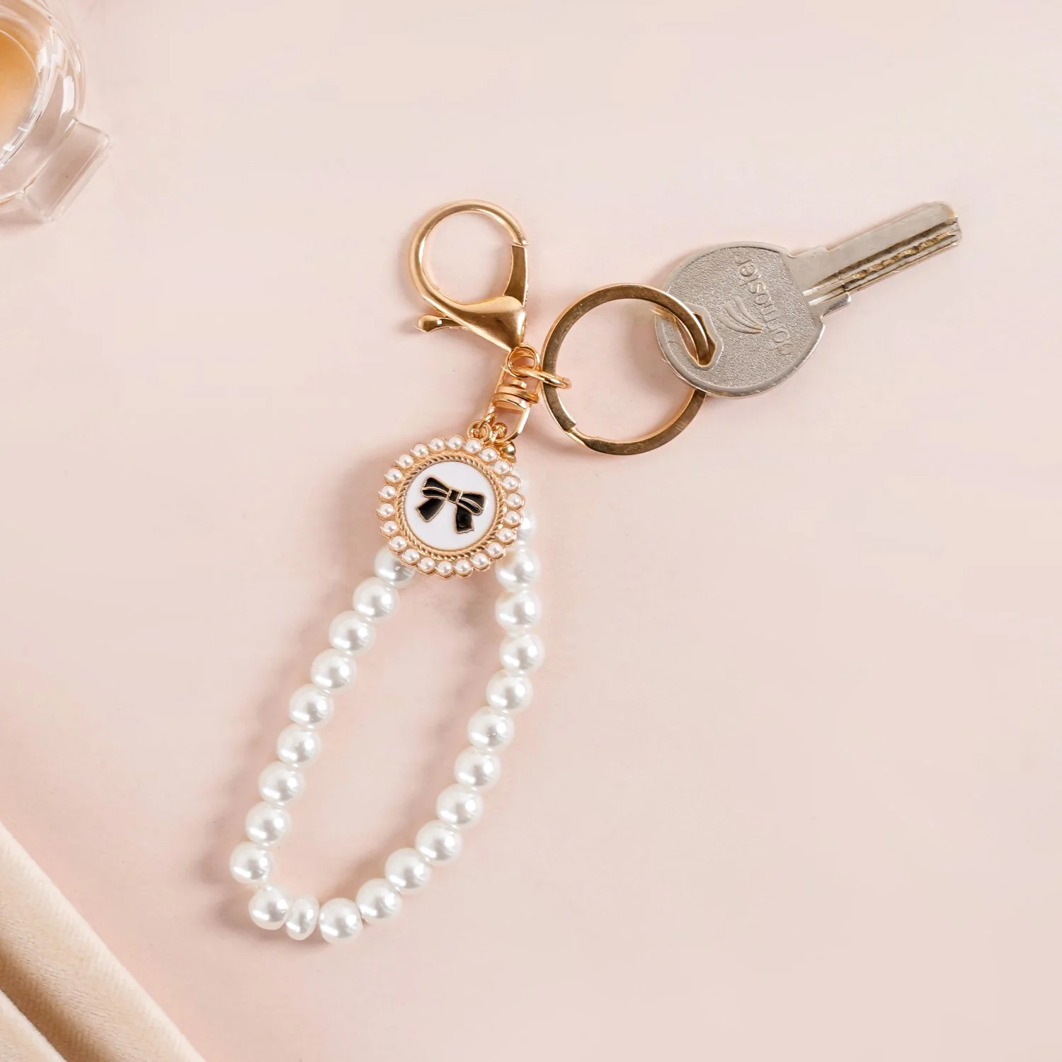 Pearl Perfection Keychain With Dual Hooks - Image 3