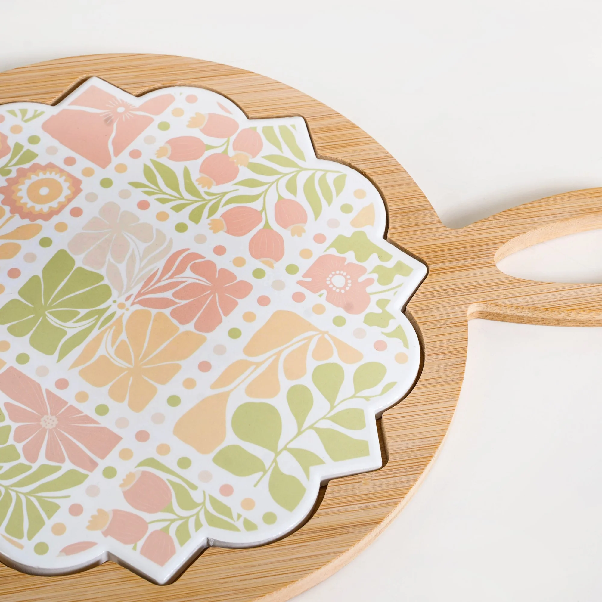 Perfectly Pastel Round Ceramic Platter 22cm - Image 7