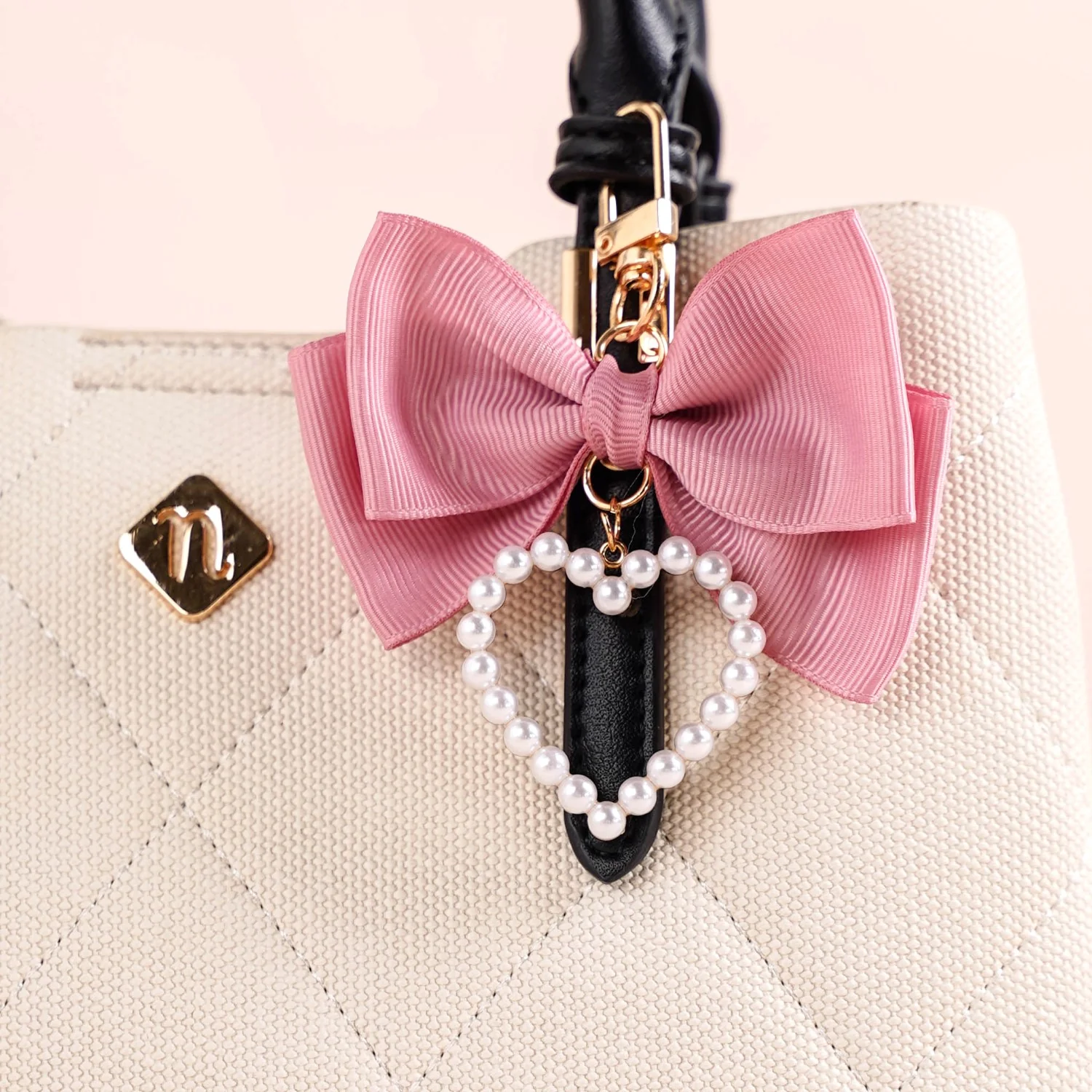 Pink Bow And Pearl Heart Cute Keychain - Image 7