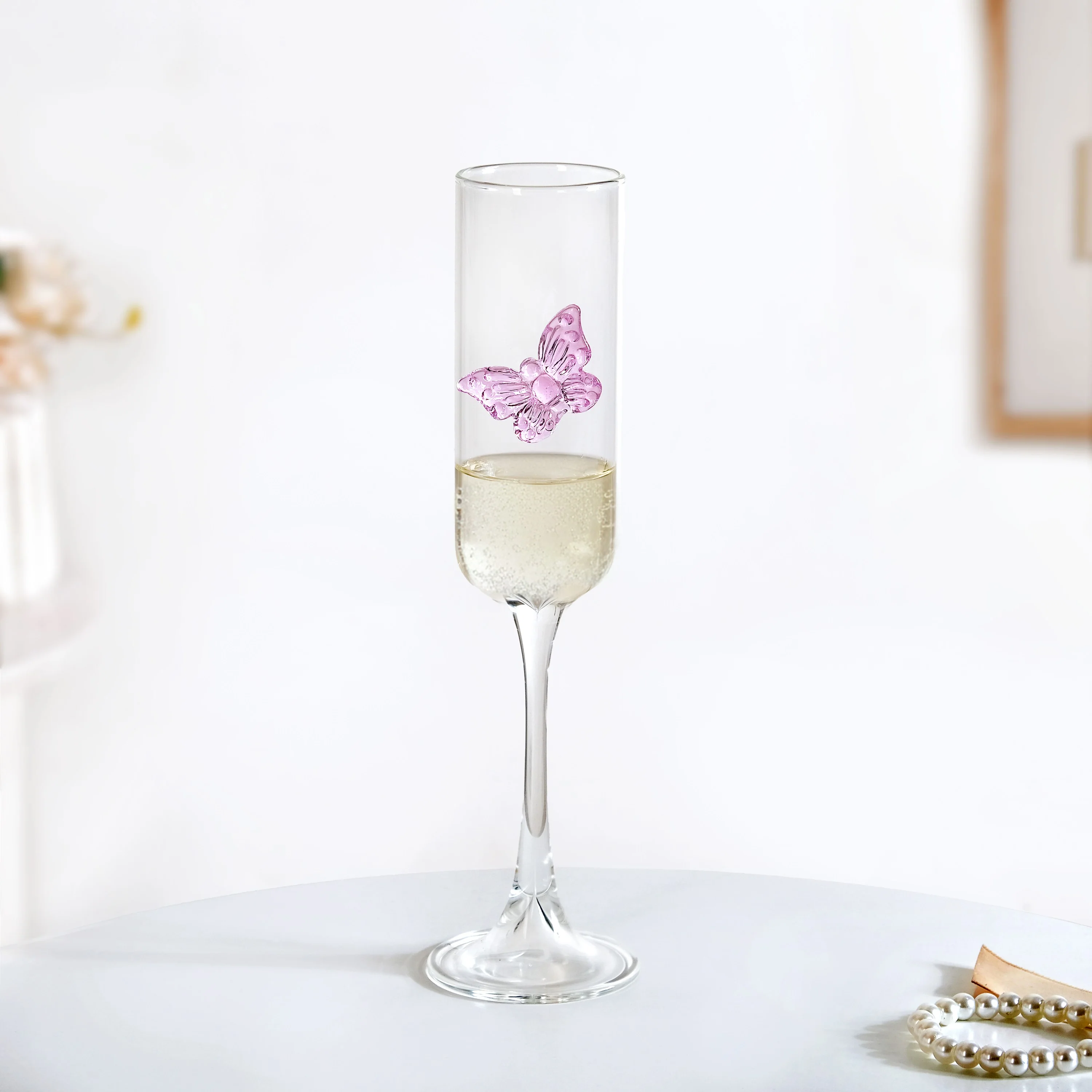 Pink Butterfly Champagne Flute Glass 200ml - Image 2