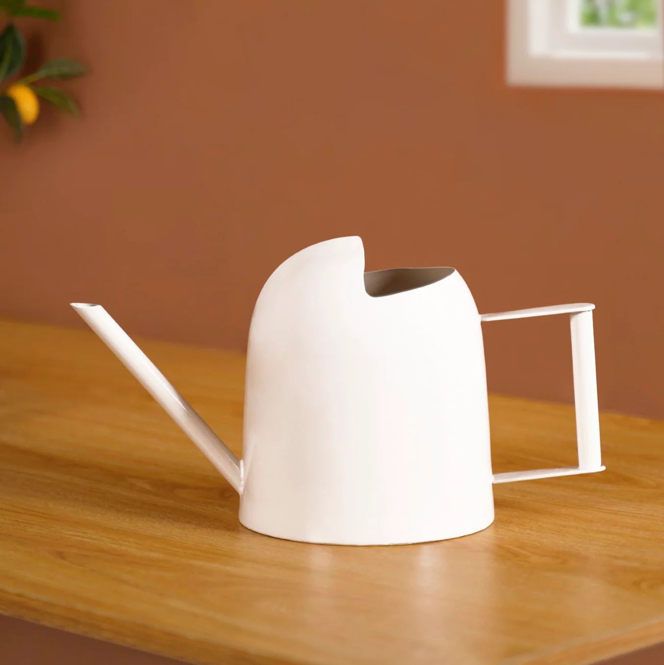Plant Watering Can With Glossy Metal Finish Shell - Image 9