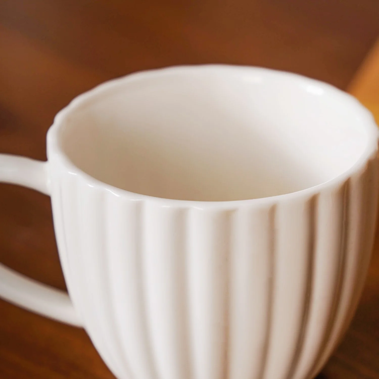 Ribbed White Cup And Stand Set Of 5 200ml - Image 6