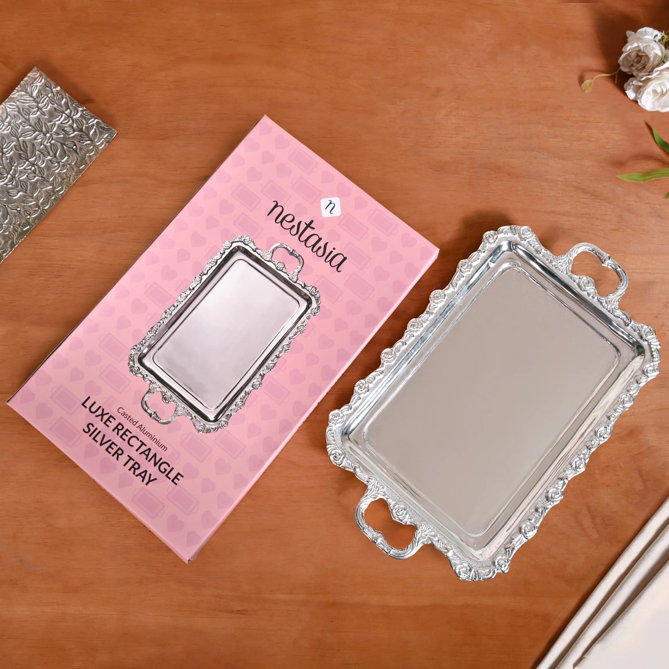 Royalcore Decorative Metal Tray With Handles - Image 10