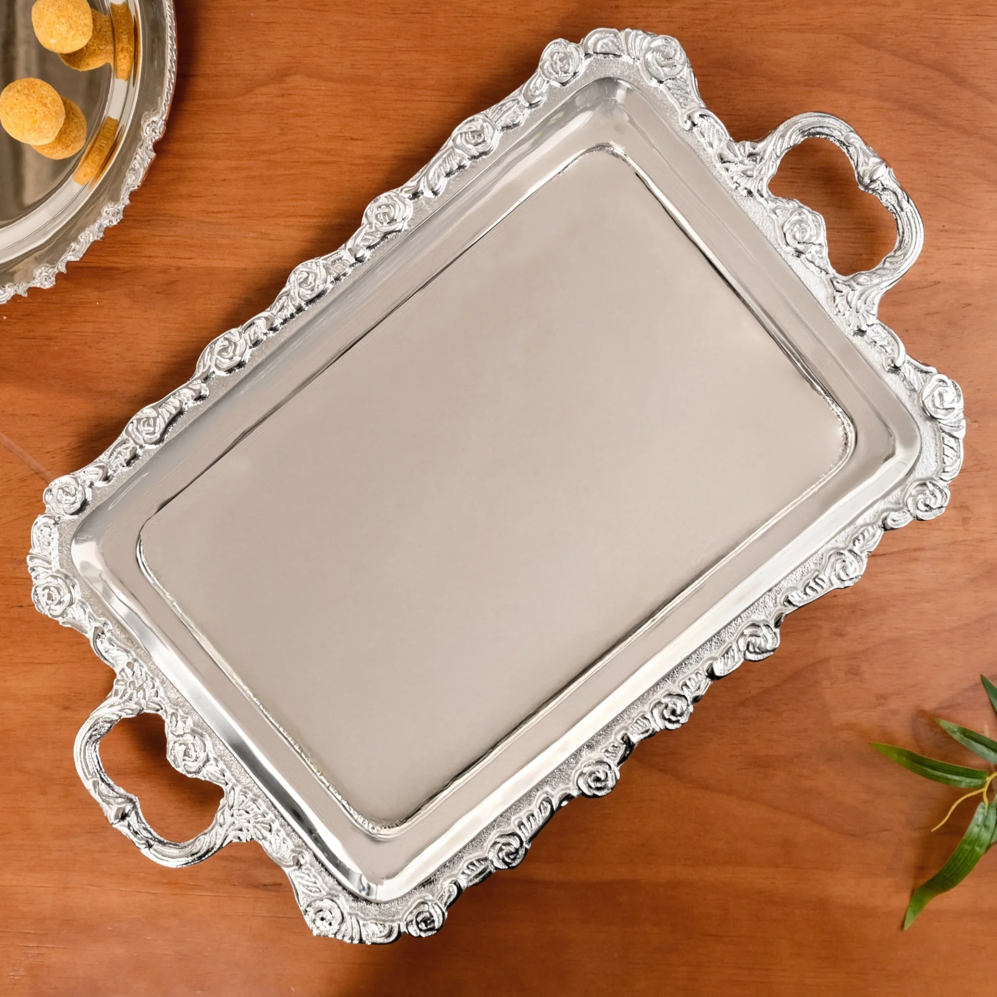 Royalcore Decorative Metal Tray With Handles - Image 6
