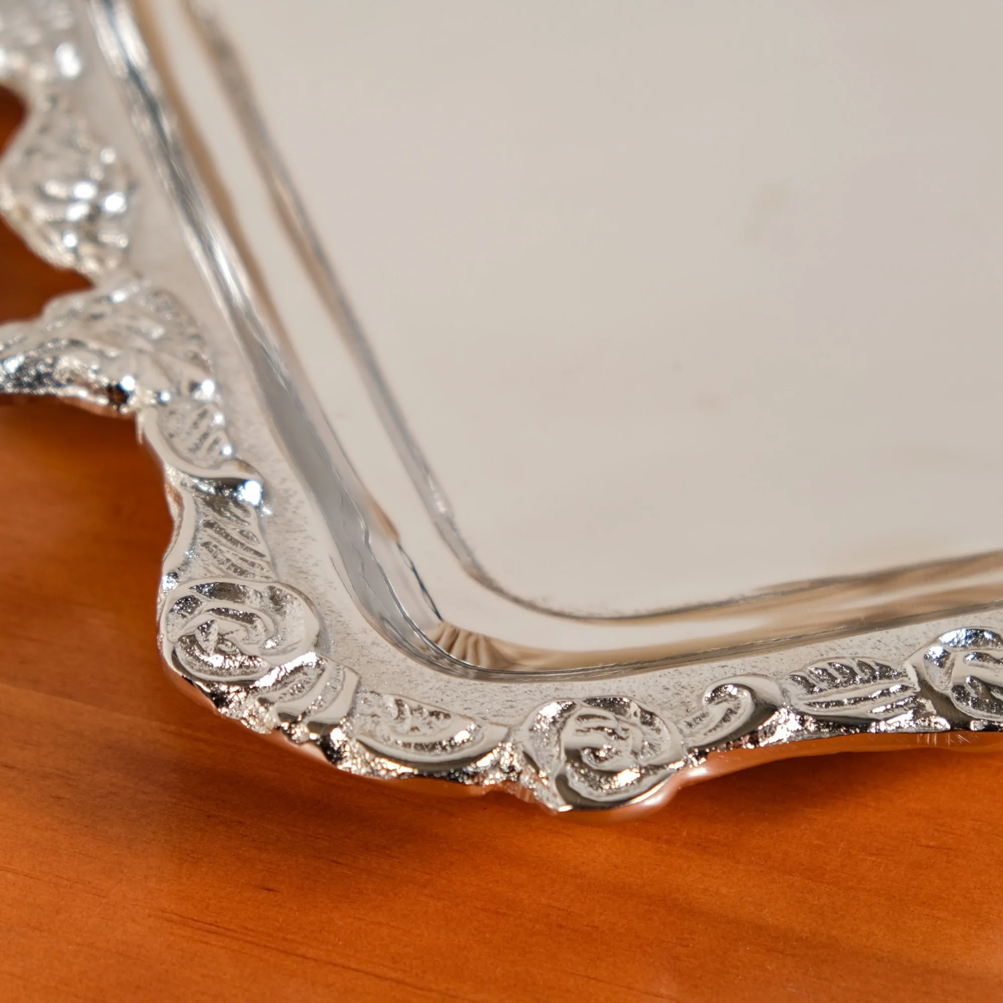 Royalcore Decorative Metal Tray With Handles - Image 7