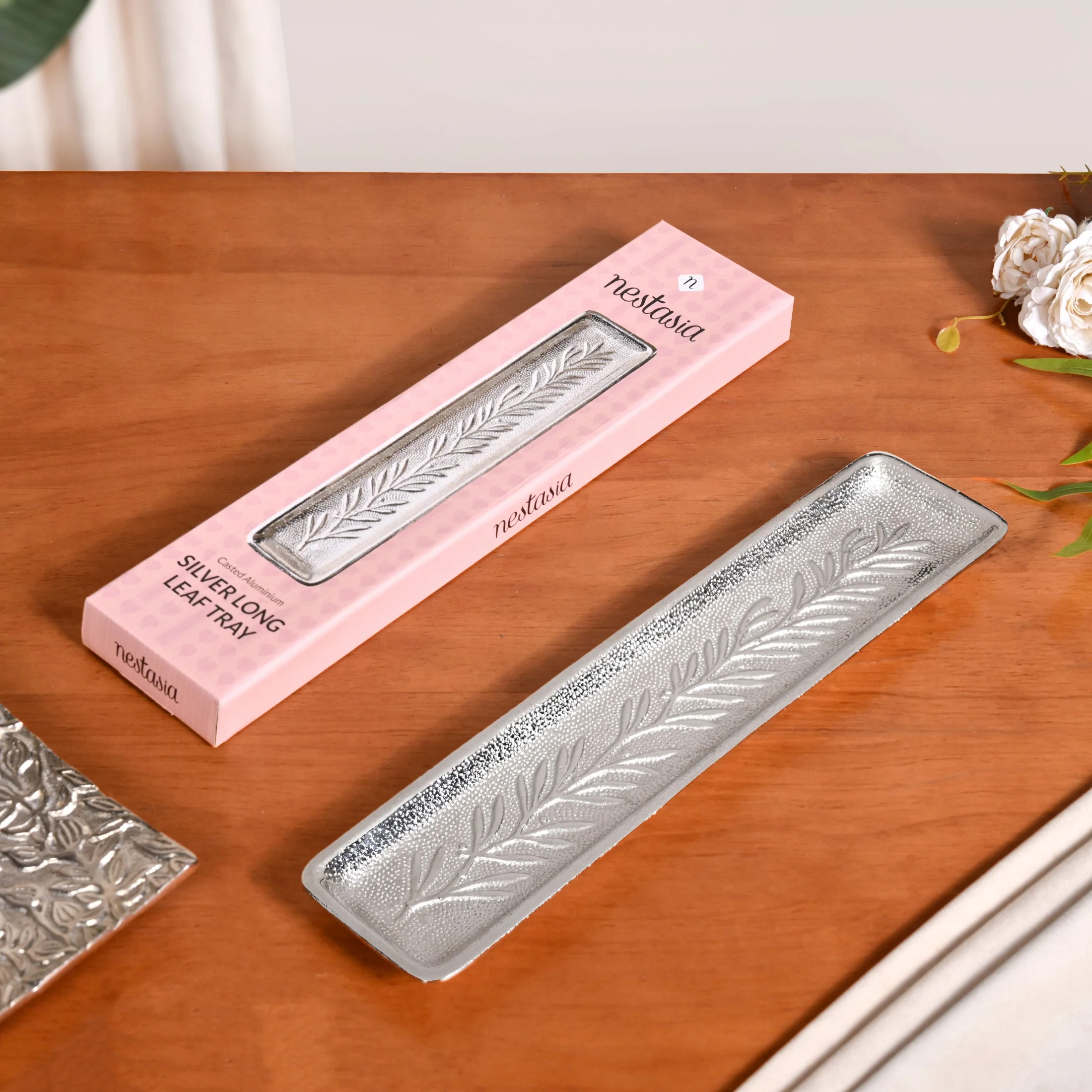 Royalcore Embossed Decorative Long Tray - Image 10