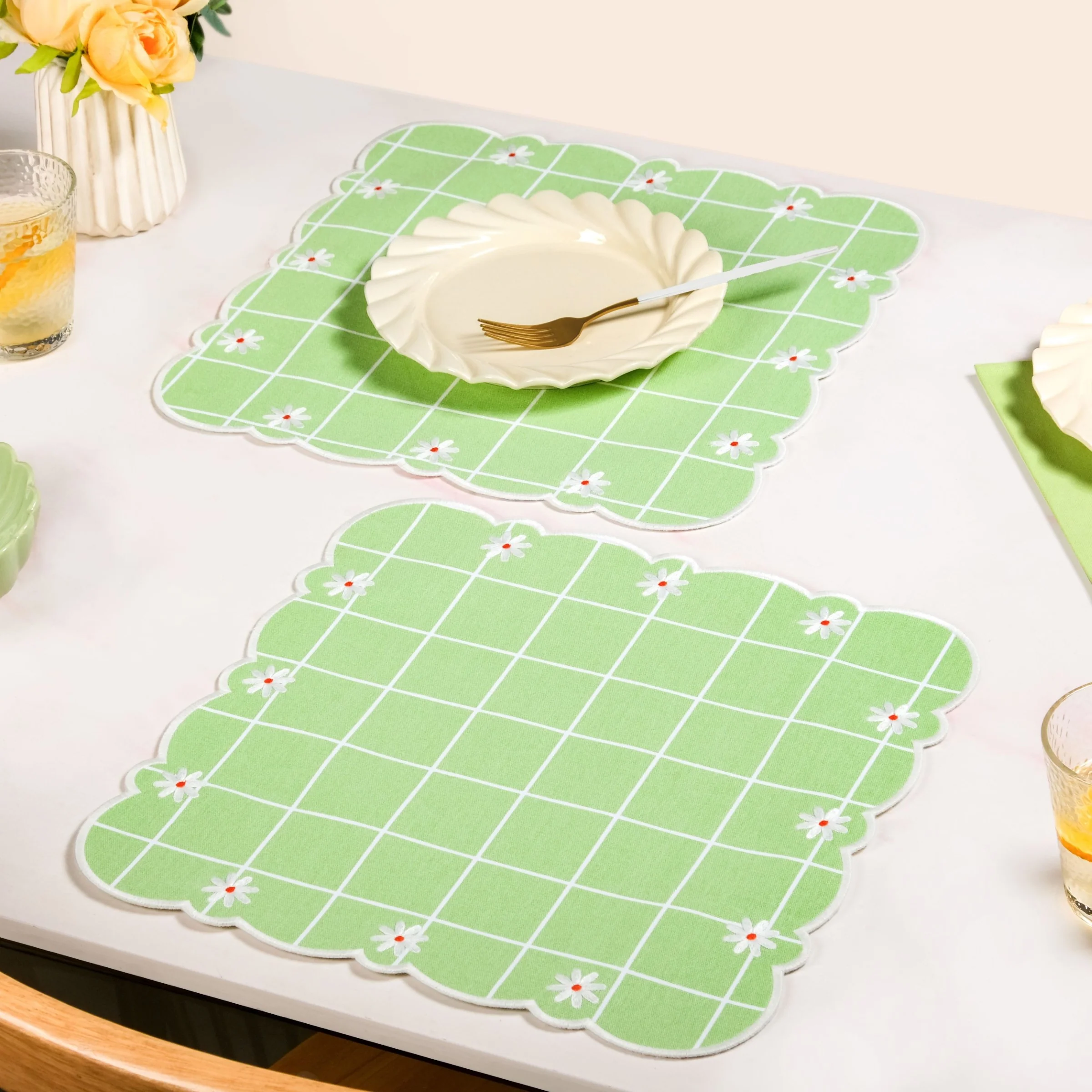 Scallop Embroidered Pure Cotton Table Mat Set Of 6 - Image 8