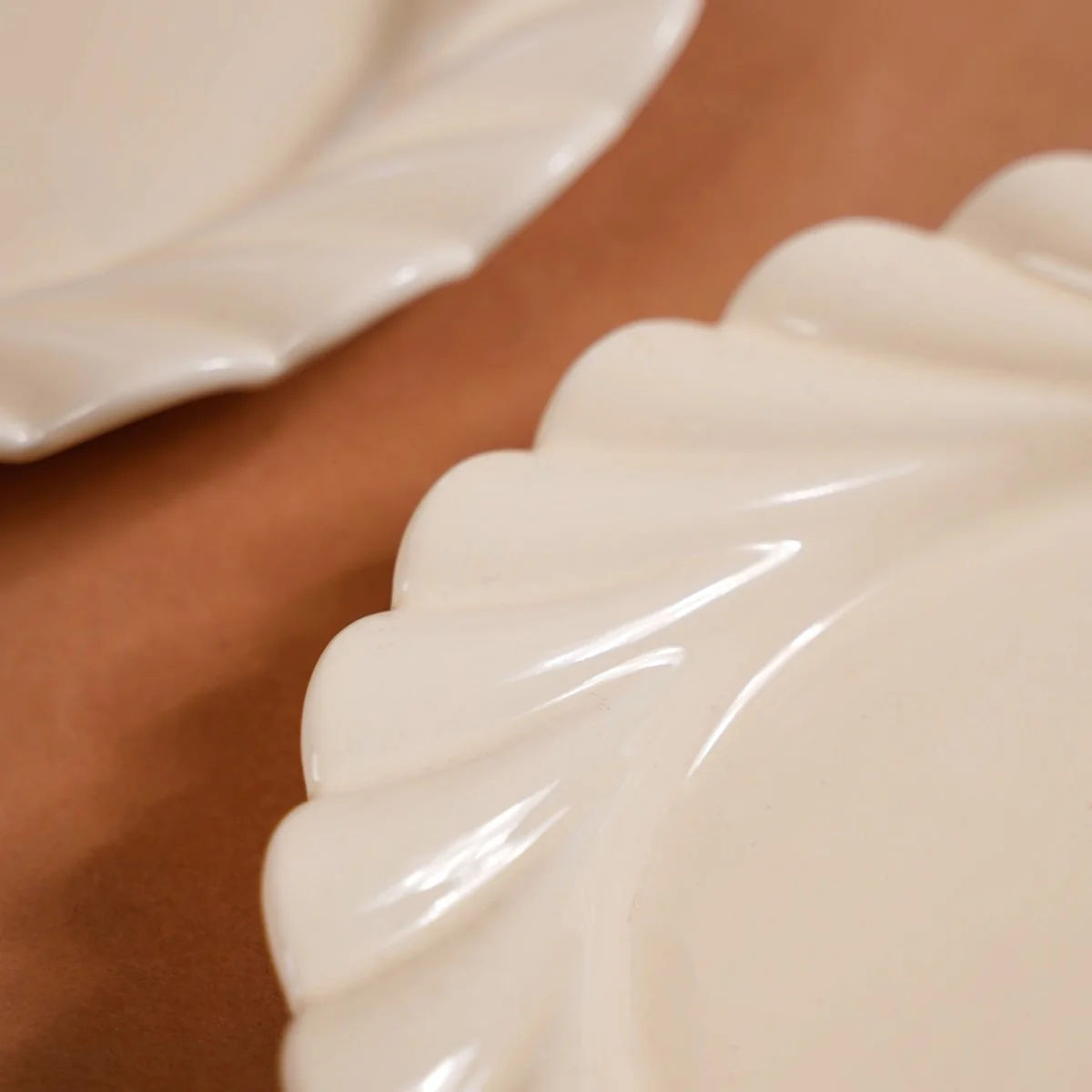 Scallop Vanilla White Luxury Snack Plates Set Of 4 9 Inch - Image 8