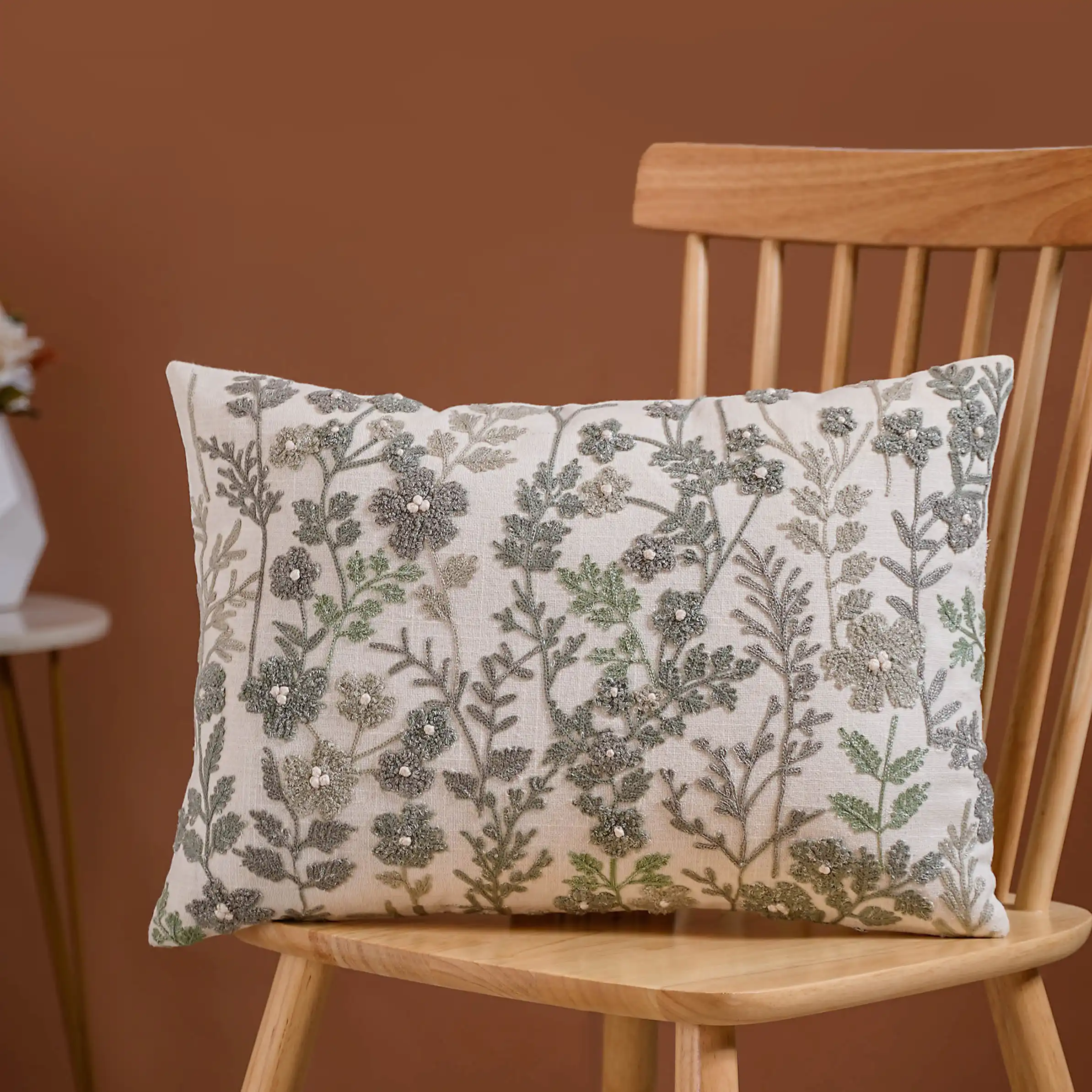 Set Of 2 Cotton Cushion Cover With Floral Embroidery - Image 11
