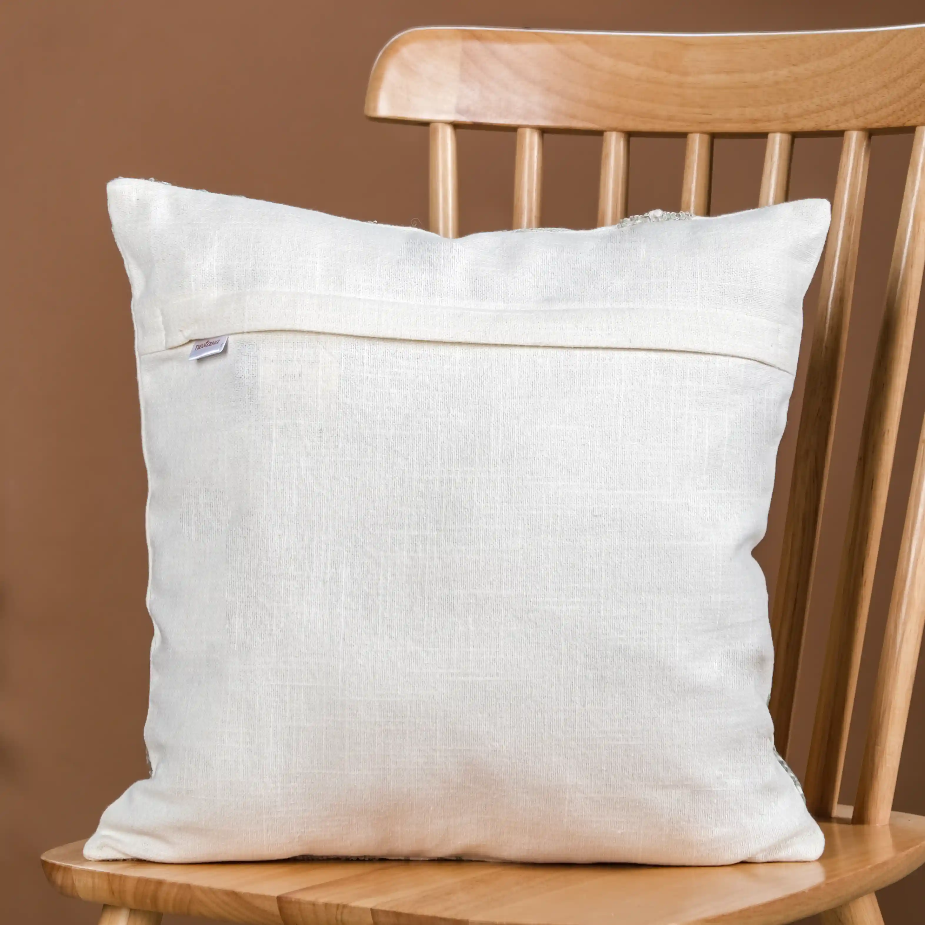 Set Of 2 Cotton Cushion Cover With Floral Embroidery - Image 8