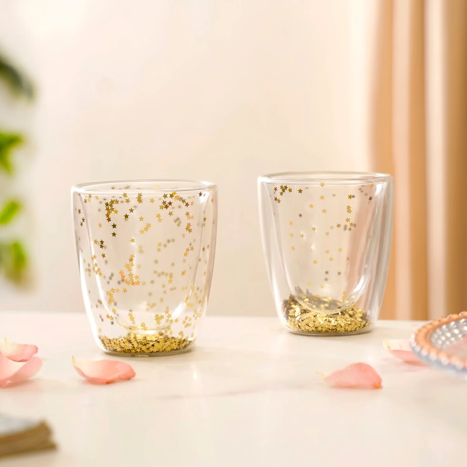 Set Of 2 Gold Star Glass Tumblers 225ml - Image 3