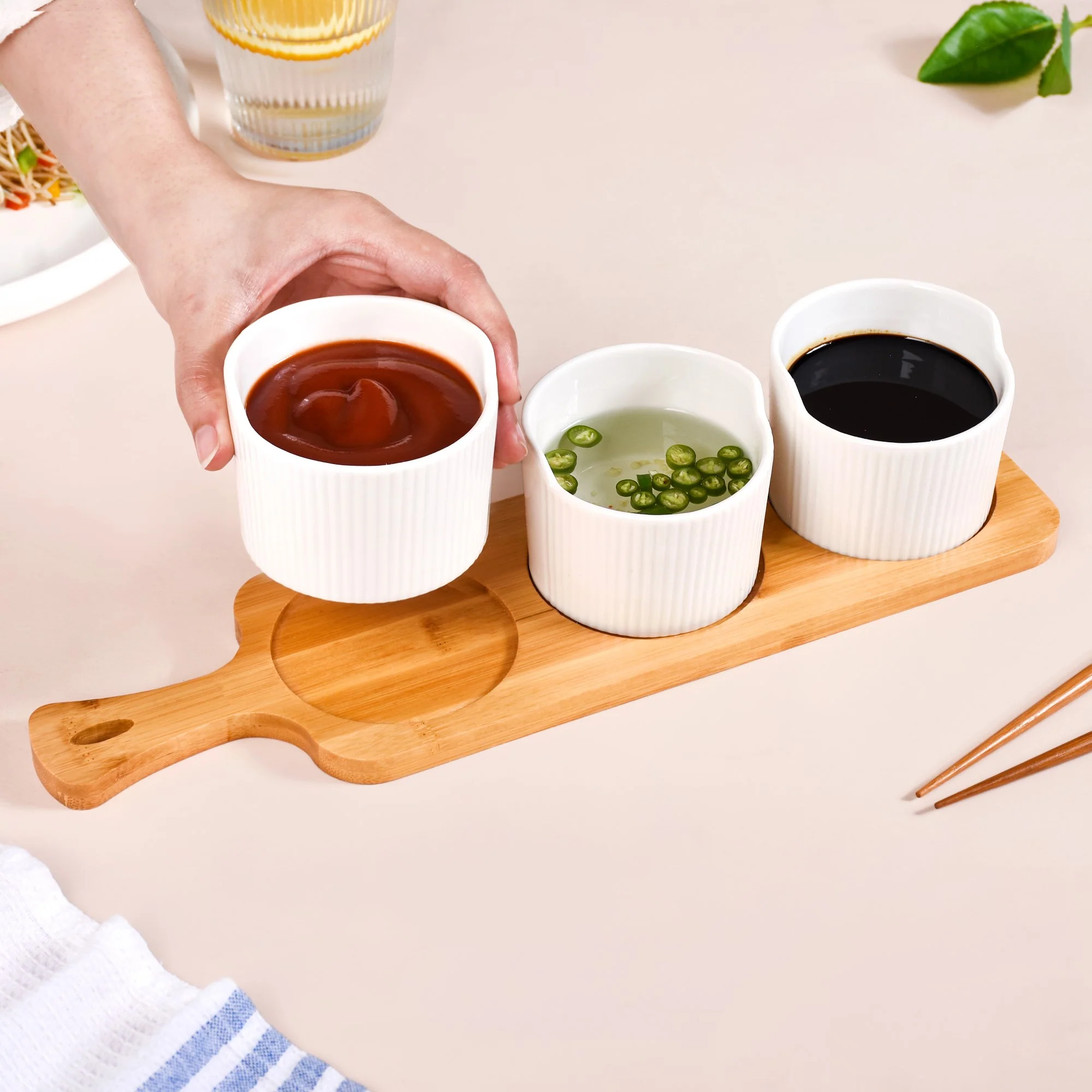 Set Of 3 Small Ceramic Bowls With Wooden Tray 180ml - Image 3