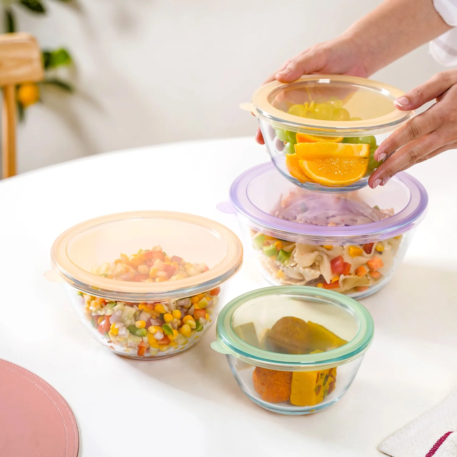 Set Of 4 Food Storage Containers With Nested Design S 500ml M 800ml L 1000ml XL 1600ml - Image 3