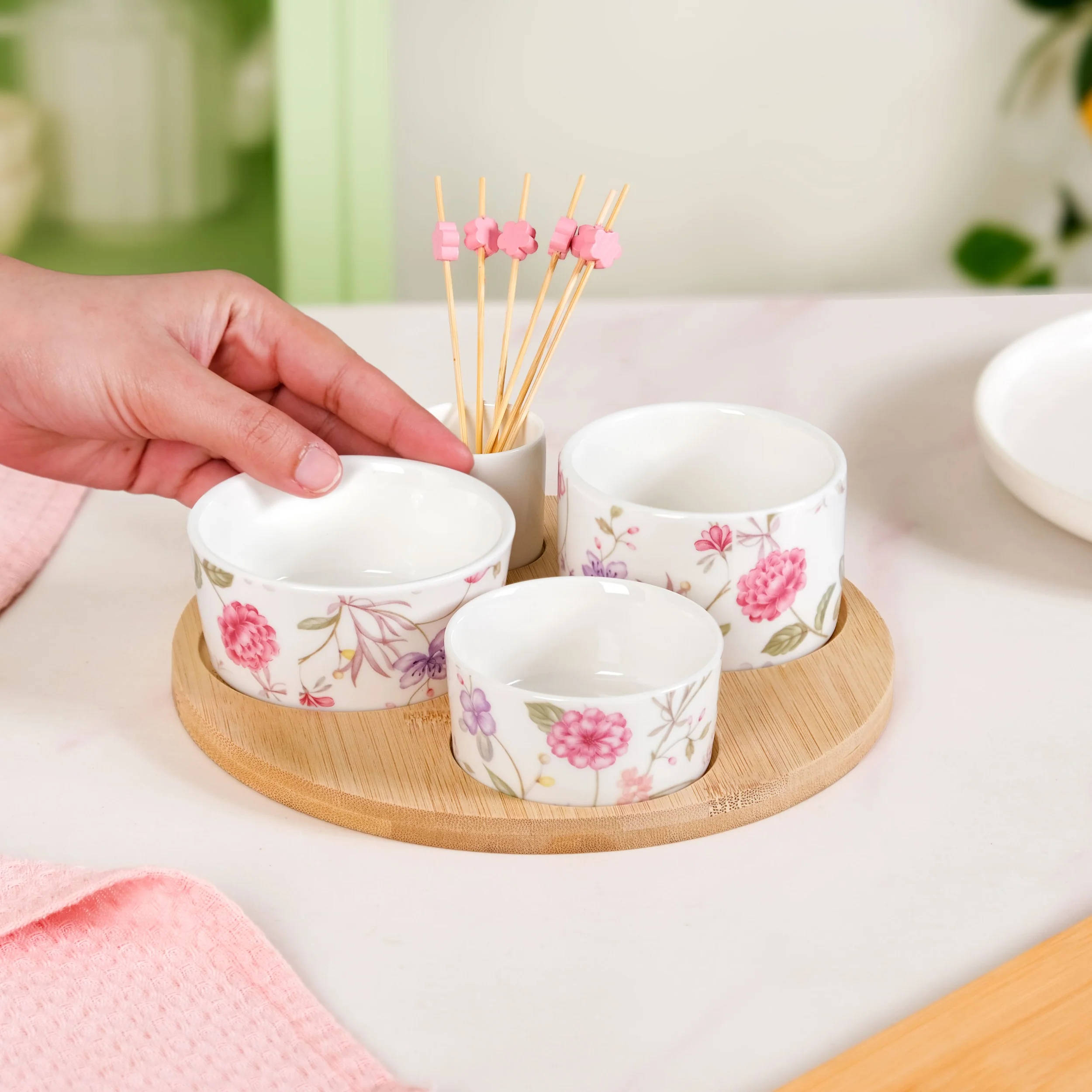 Soft Girl Floral Print Bowls With Tray And Toothpick Holder Set Of 6 - Image 3