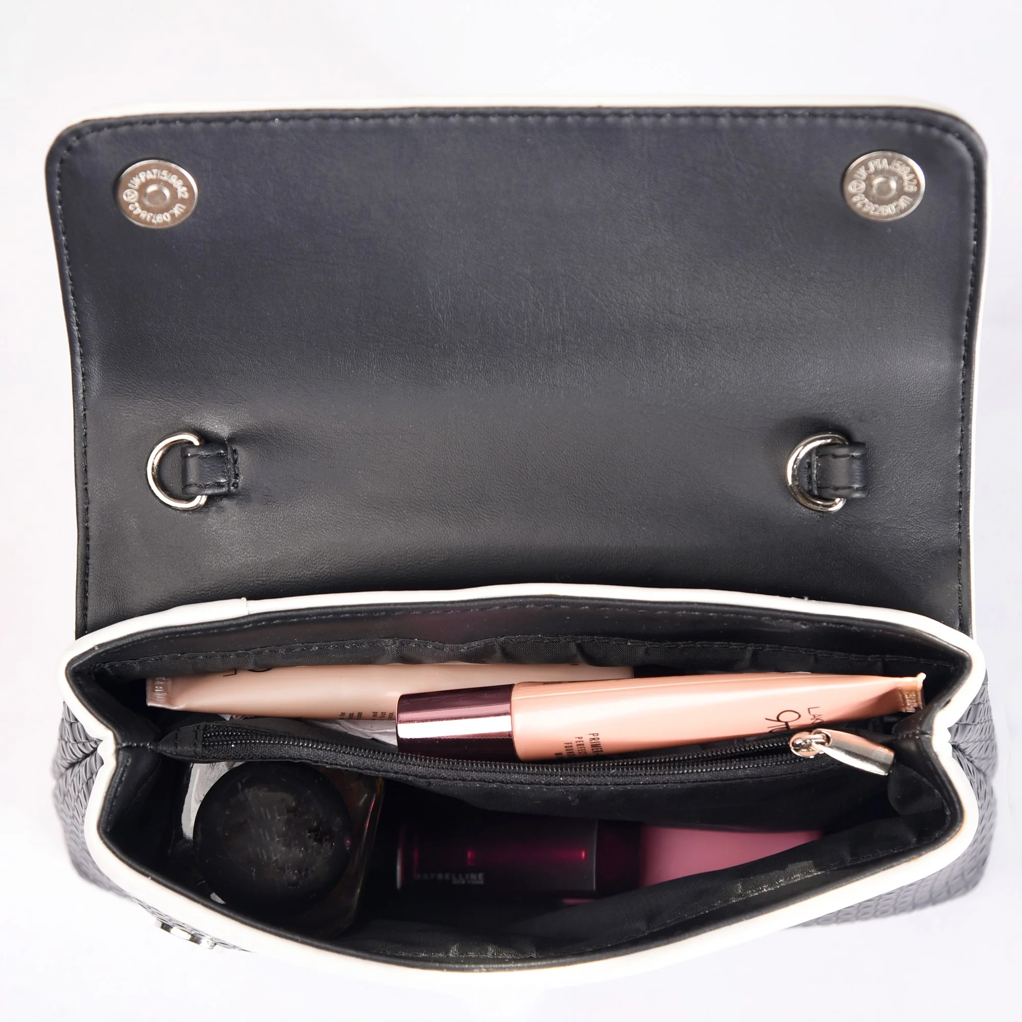 Soi Lattice Black Clutch Bag With Sling - Image 8