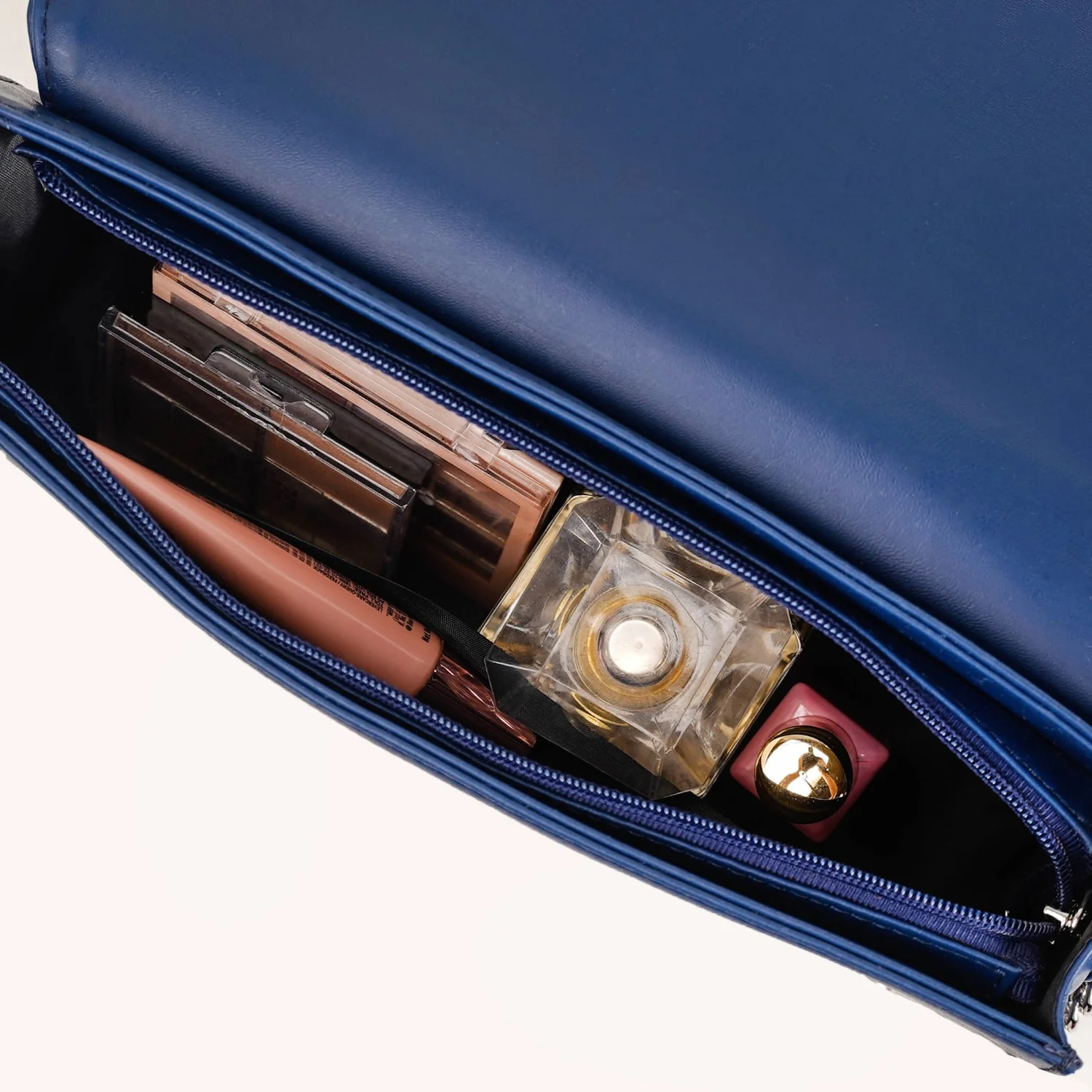 Soi Tresse Sling Purse Blue - Image 7