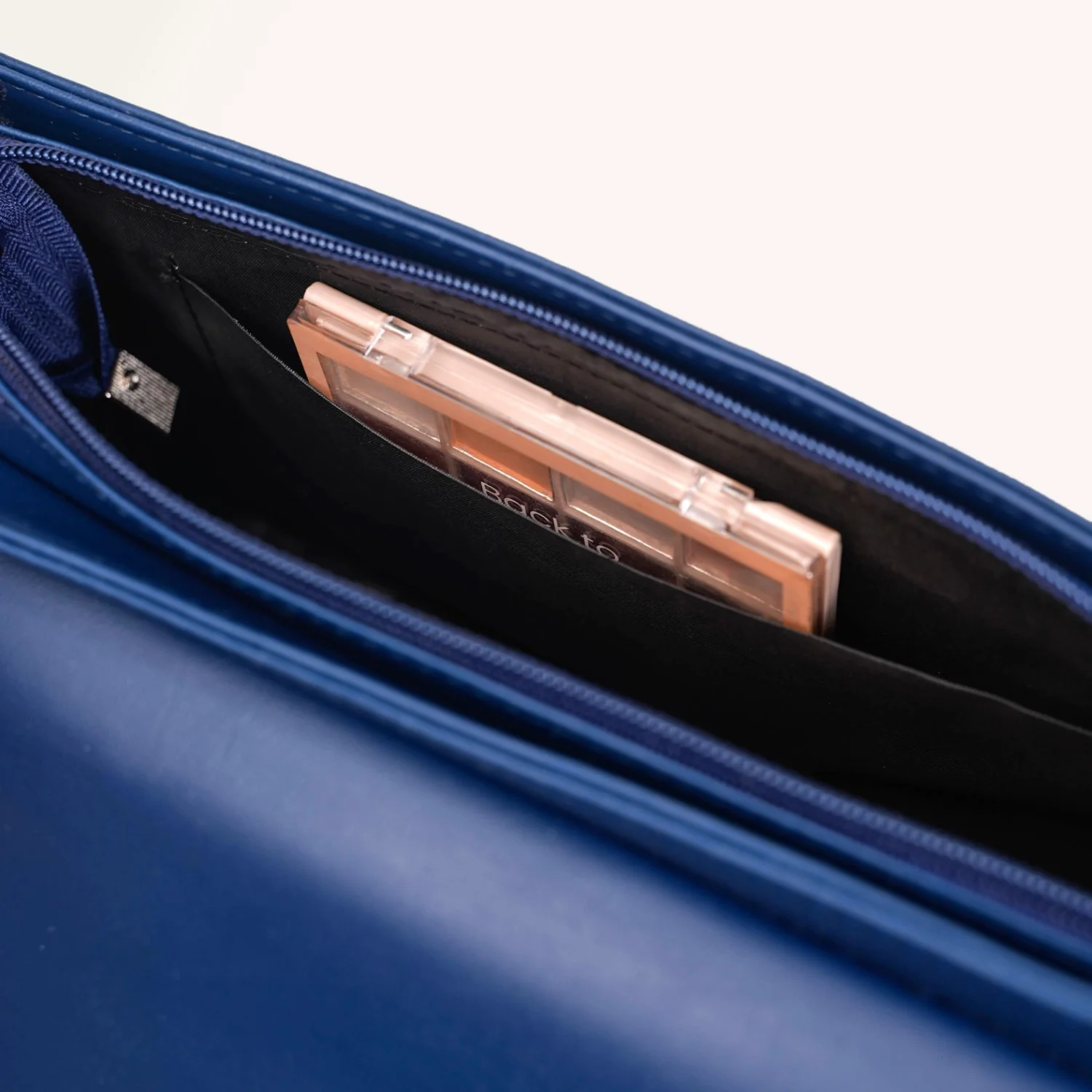 Soi Tresse Sling Purse Blue - Image 8