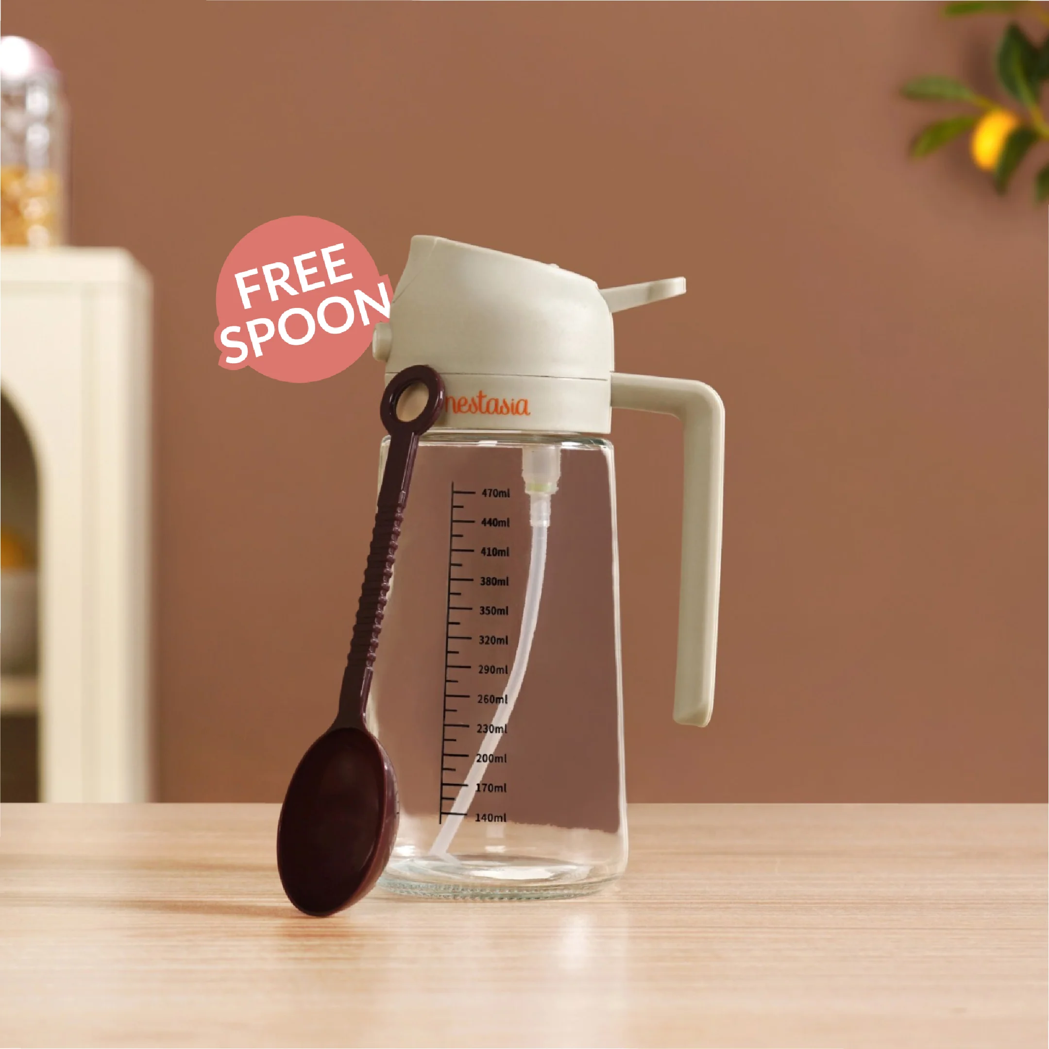 Spray And Pour Oil Dispenser Bottle Beige 470ml With Spoon - Image 9