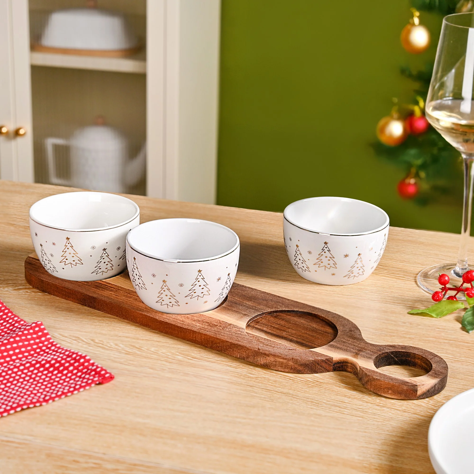 Tree Trail Mix Serving Bowls With Acacia Tray Set Of 4 - Image 3