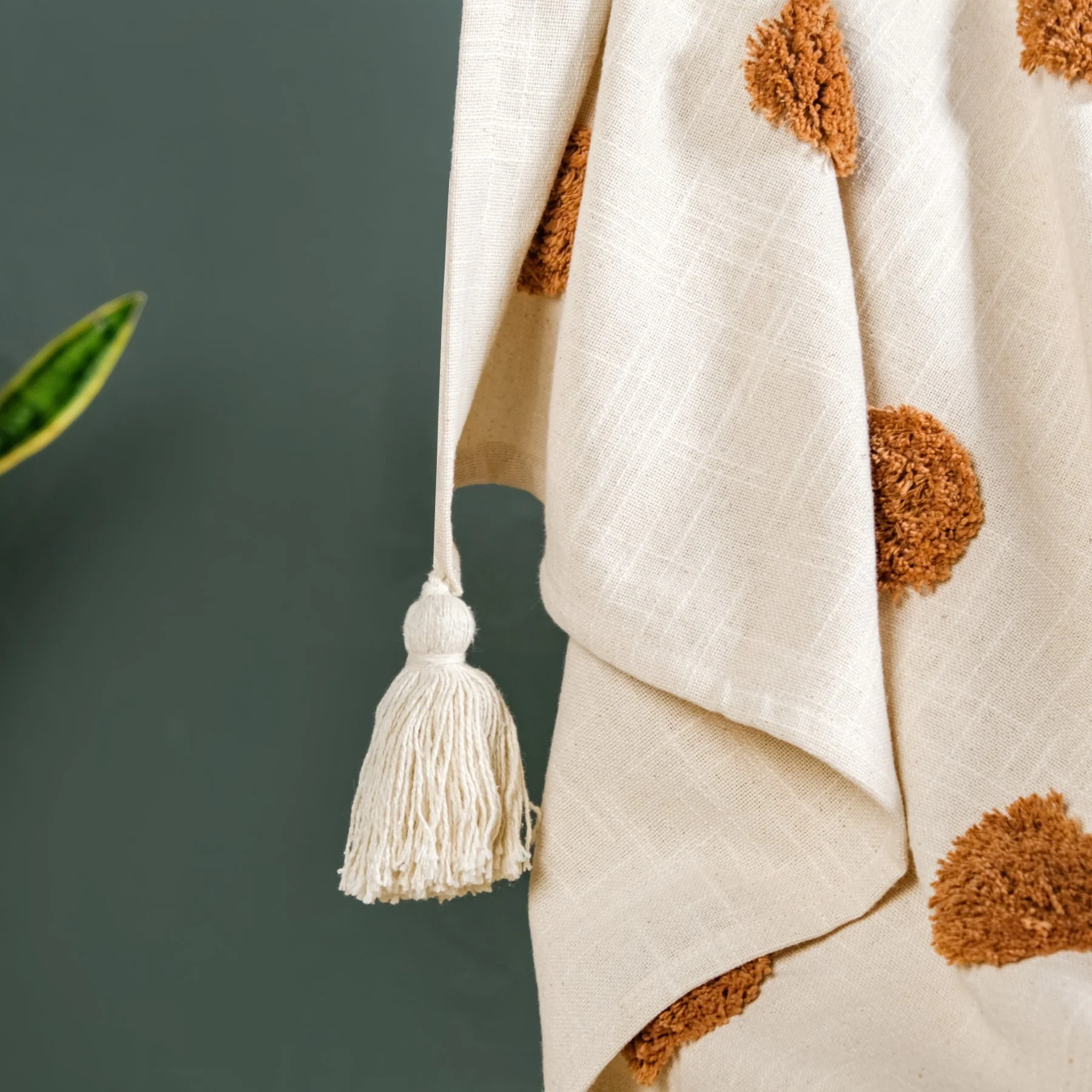 Tuft And Tassel Pure Cotton Throw - Image 7