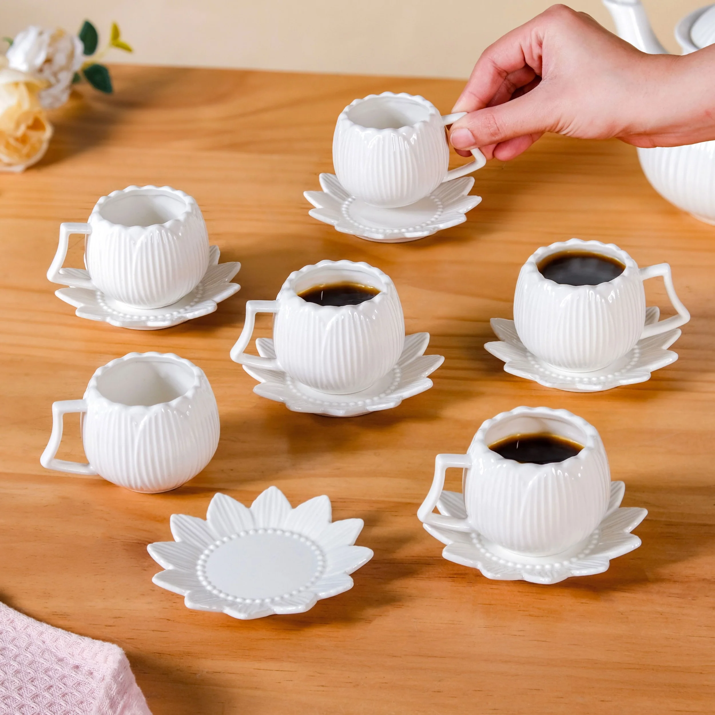 White Bloom Espresso Set Of 6 100ml - Image 4