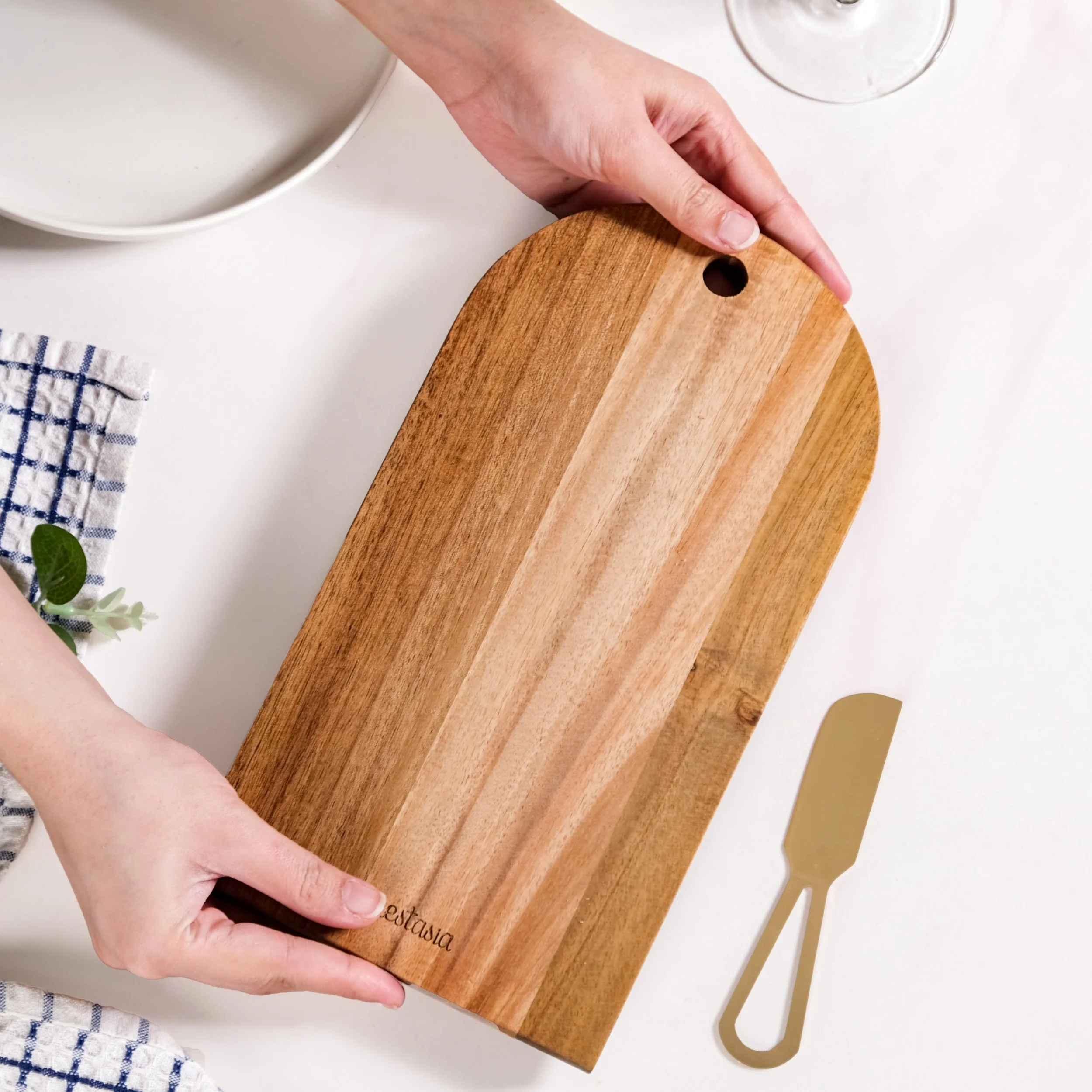 Wooden Arch Cheeseboard With Knife Set Of 2 - Image 3