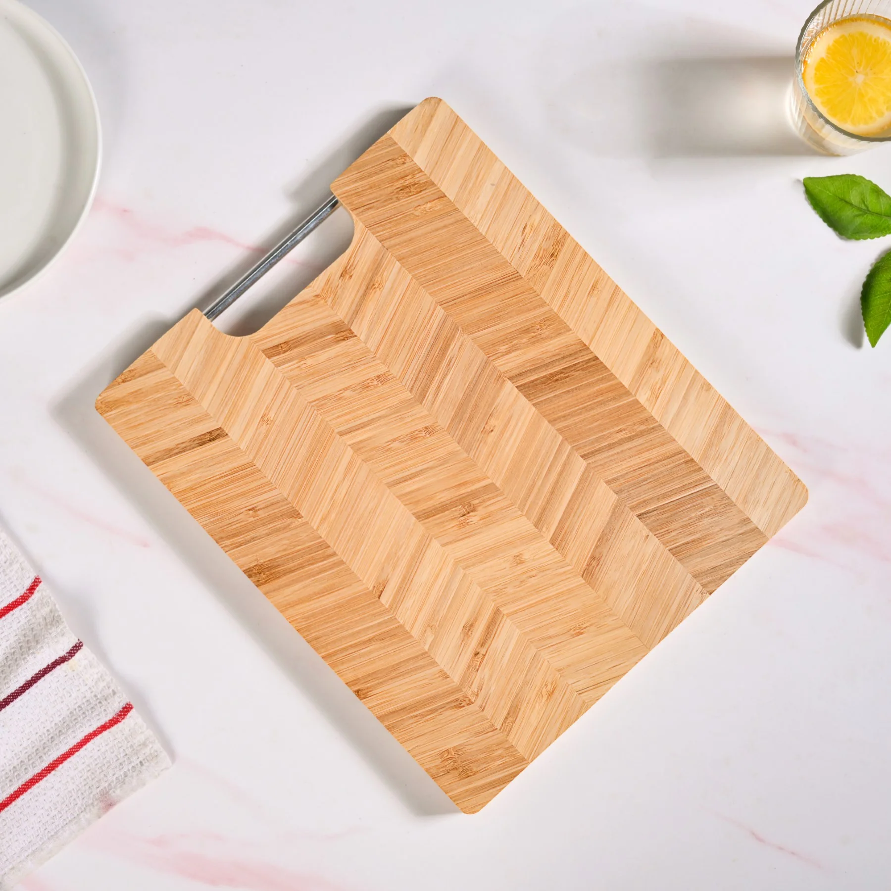 Wooden Platter With Metal Handle 12 Inch - Image 6