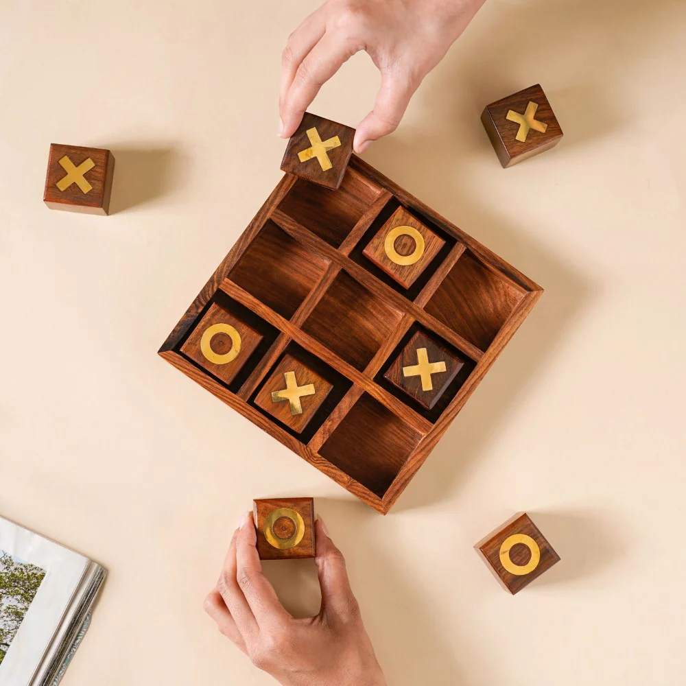 Wooden Tic Tac Toe Party Board Game - Image 4
